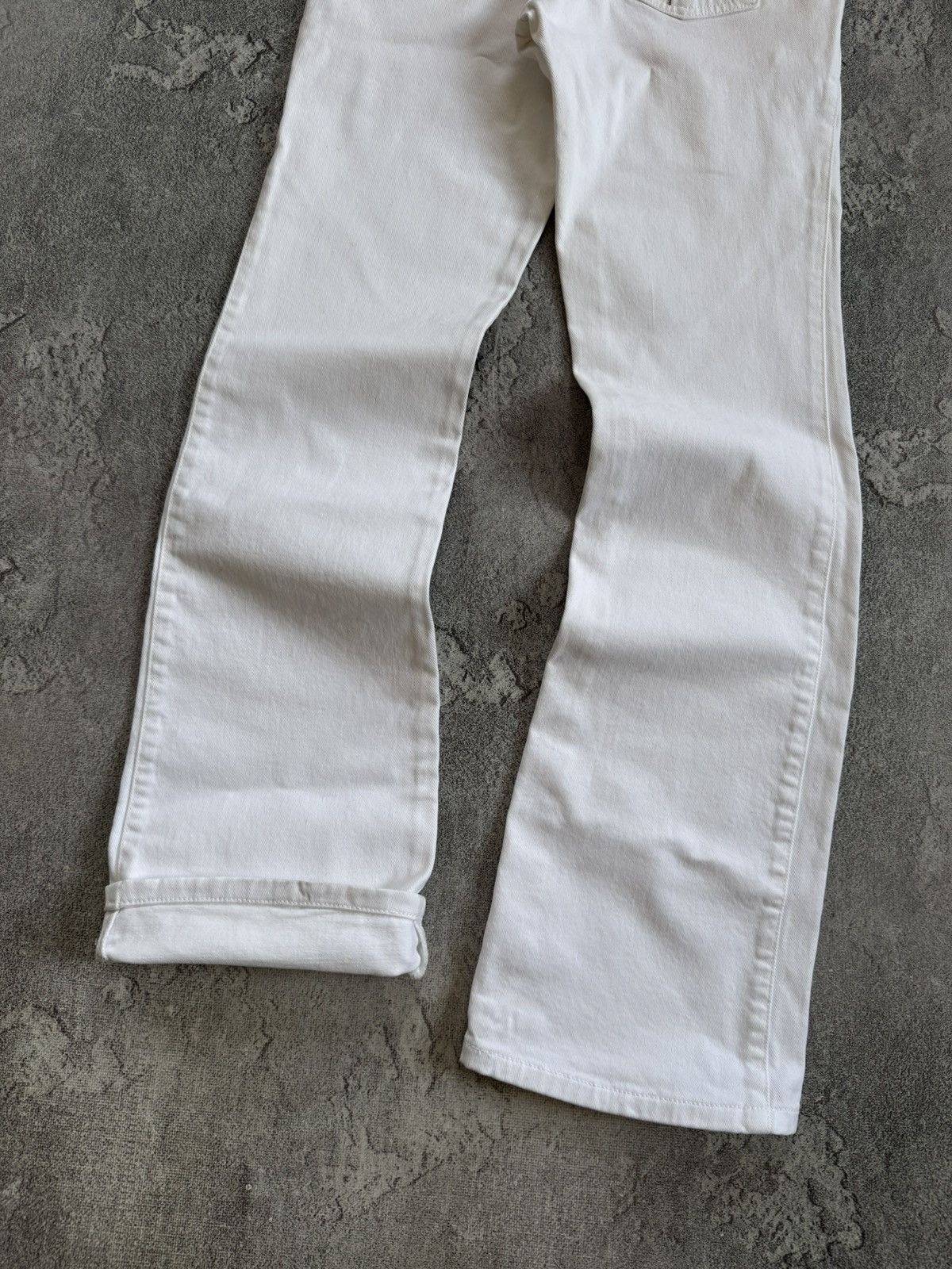 Gucci Gucci 42size white denim pants jeans trousers flared Size 28" / US 6 / IT 42 - 2 Thumbnail