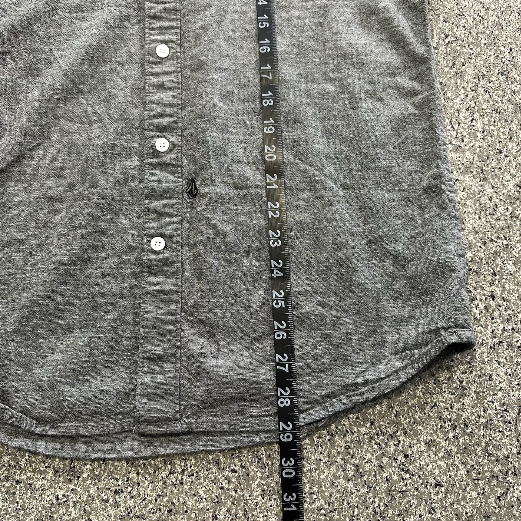 Volcom Volcom Button-Up Shirt Mens L Gray Solid Long Sleeve Woven Cotton Collar Down Size US L / EU 52-54 / 3 - 5 Thumbnail