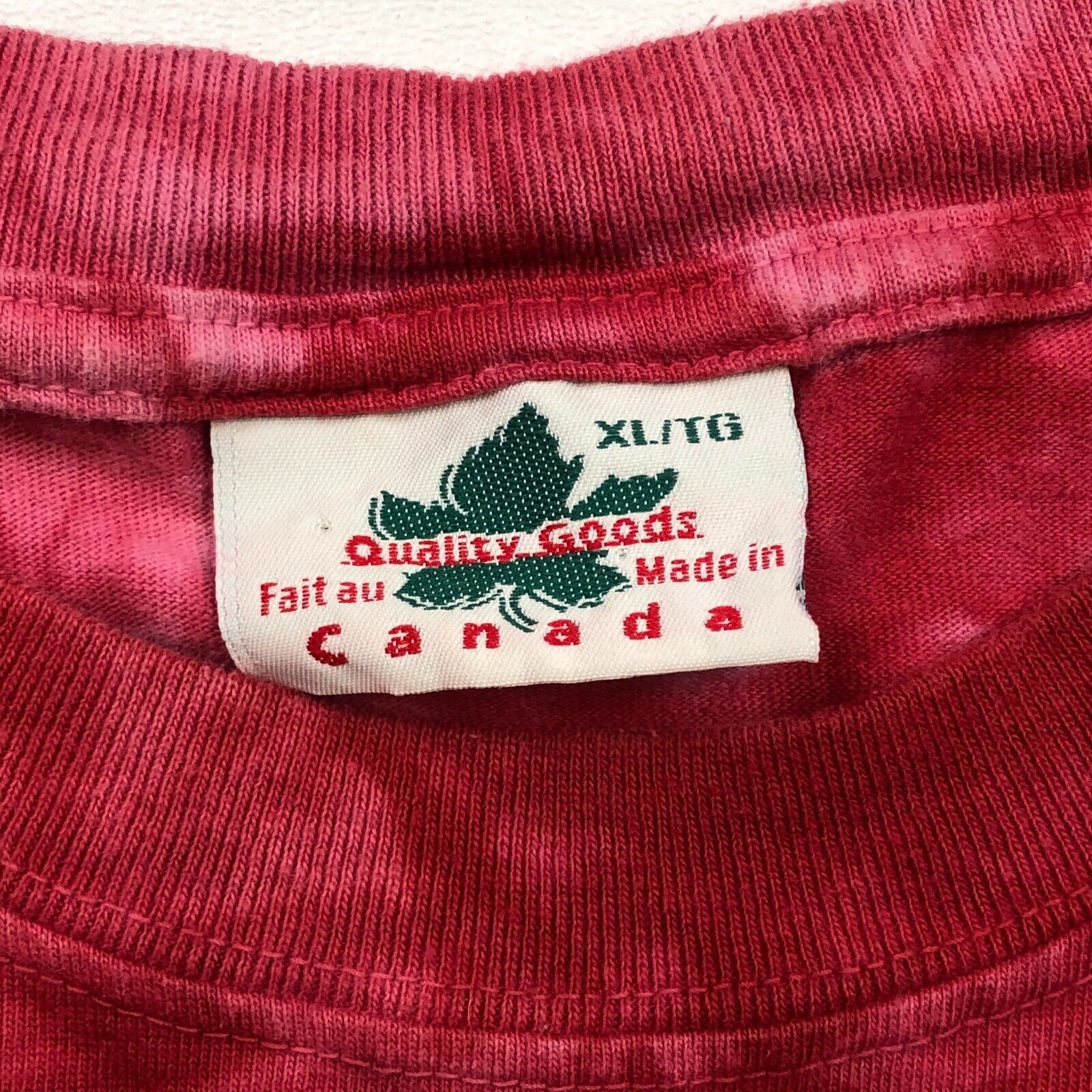 Vintage Red Tie Dye Tribal Native Totem Pole Art Tee T Shirt size XL Size US XL / EU 56 / 4 - 3 Thumbnail