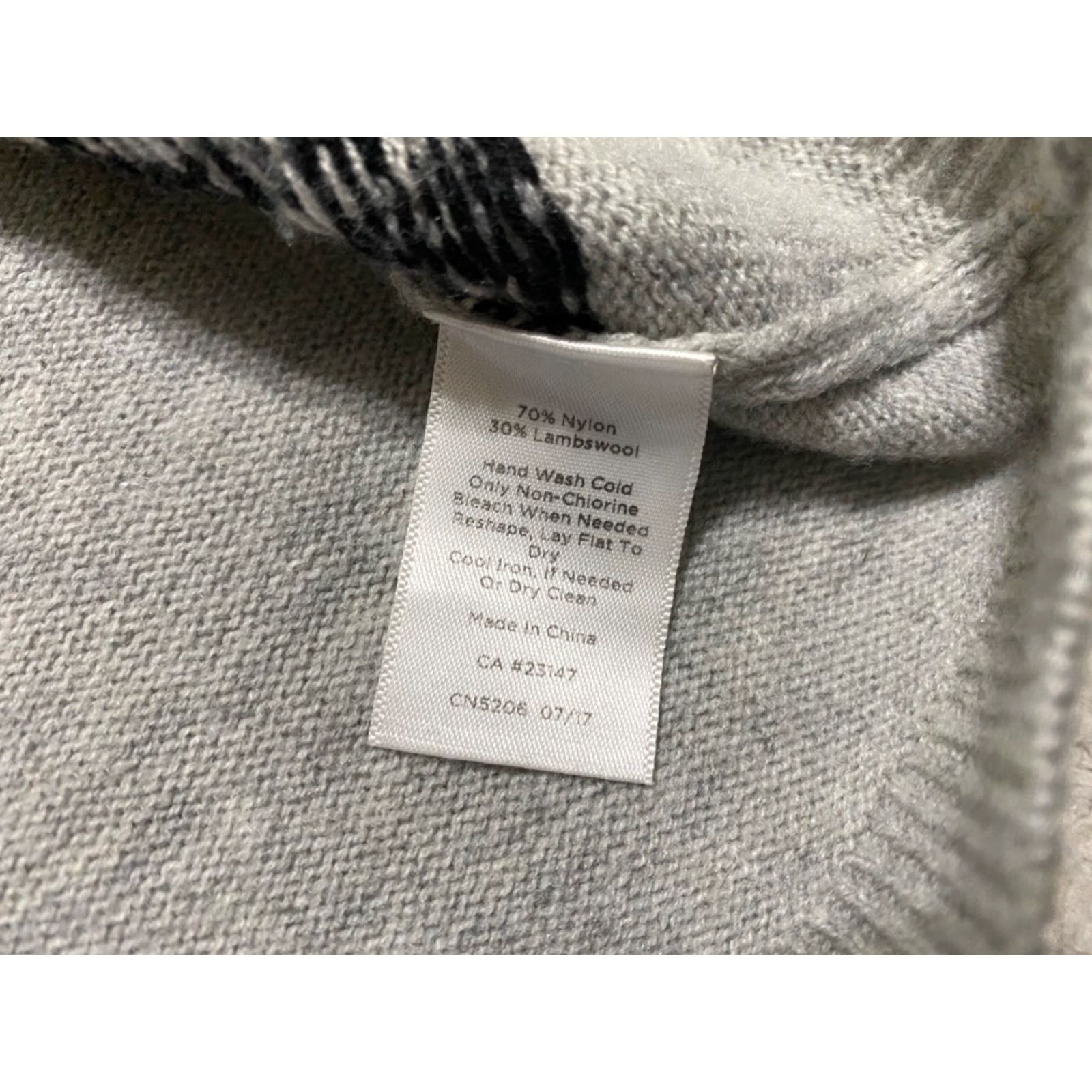 Talbots Talbots Womens Sweater Gray Striped Wool Blend Round Neck Long Sleeve Pullover M Regular Knit Casual Work Travel Size M / US 6-8 / IT 42-44 - 6 Thumbnail