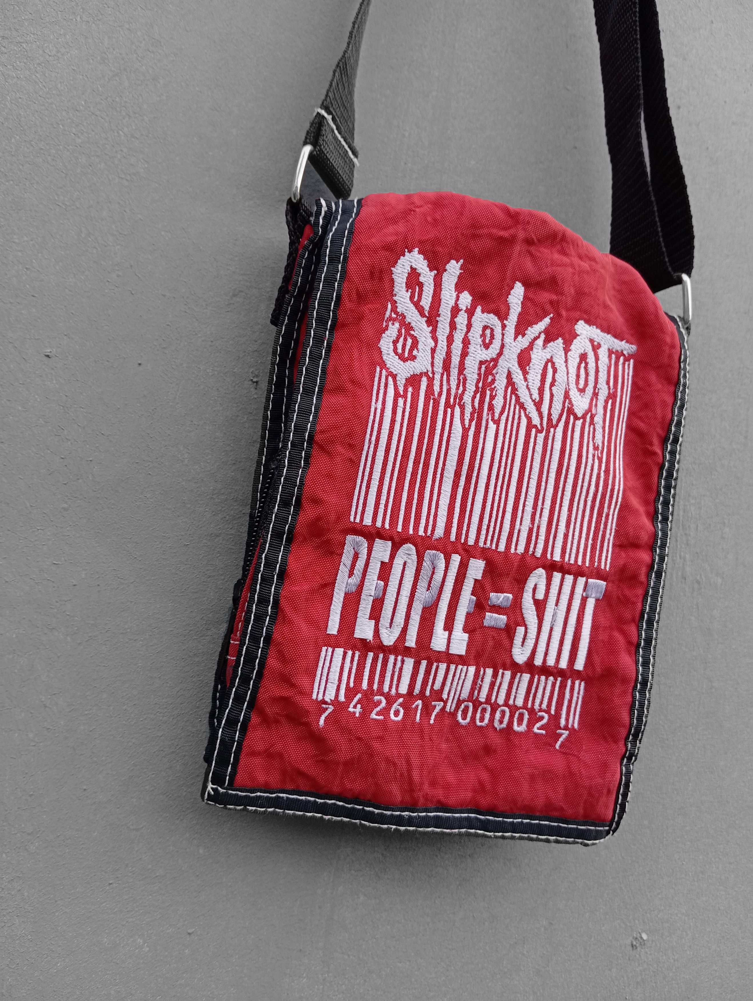 Band Tees vintage Y2K SLIPKNOT people = shit embroidery mini sling bag Size ONE SIZE - 2 Thumbnail