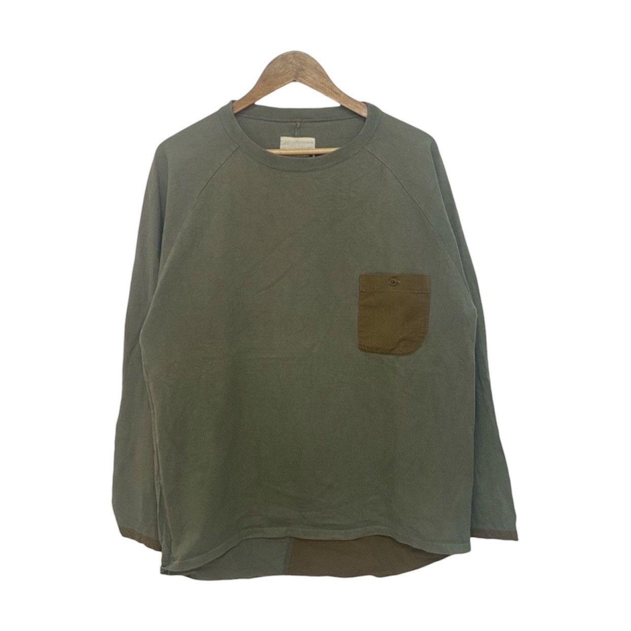 Japanese Brand Balance Co. Japan Lifestyle Minimalist Logo T-Shirt Olive Size US XL / EU 56 / 4 - 1 Thumbnail