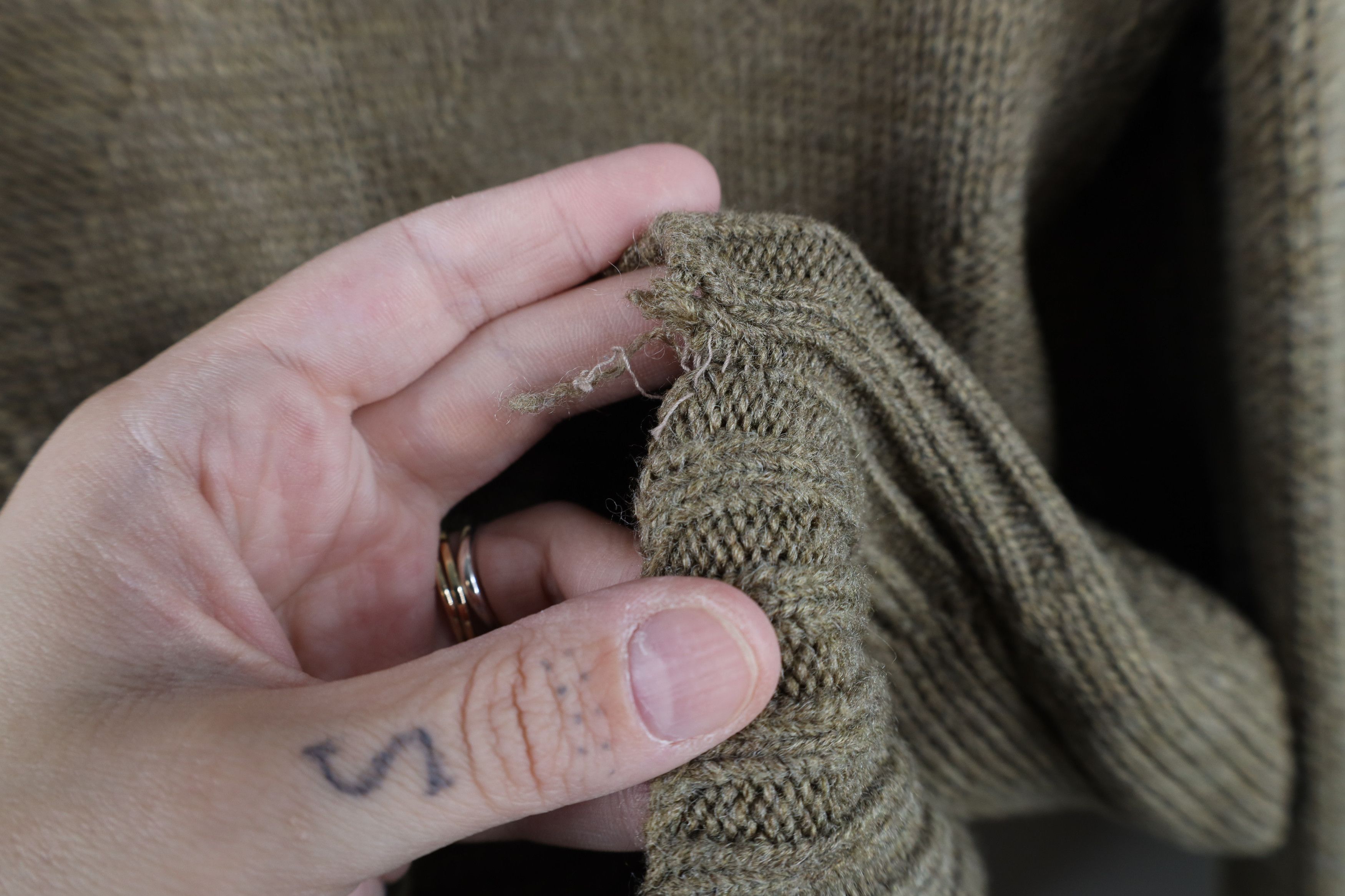 Vintage Vintage 90s Streetwear Knit Henley Sweater Beige Brown Size US M / EU 48-50 / 2 - 9 Thumbnail