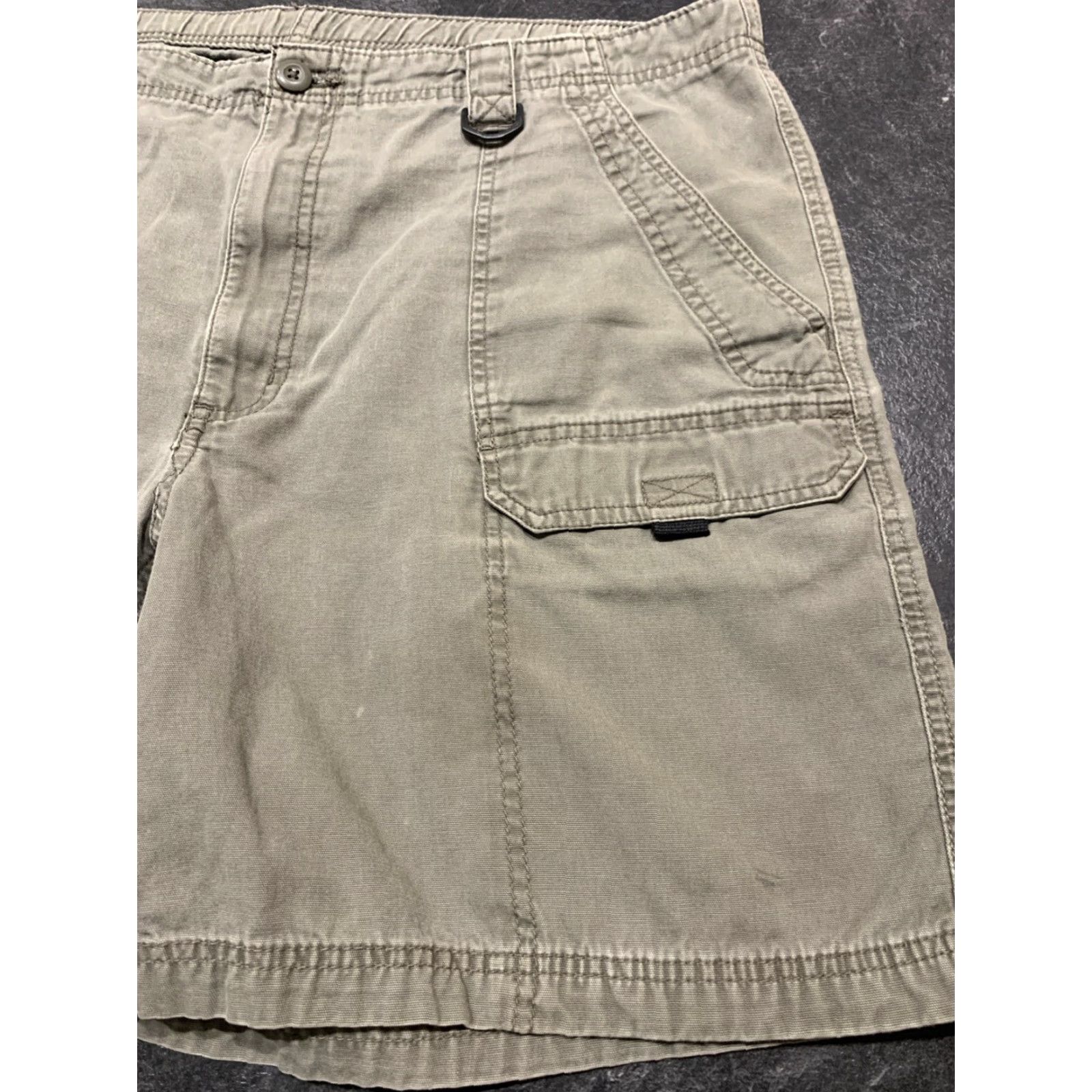 Wrangler VINTAGE Wrangler Men's Cargo Shorts Size 40 Cotton Olive Flat Front Pockets Relaxed Fit Outdoor Size US 40 / EU 56 - 2 Thumbnail