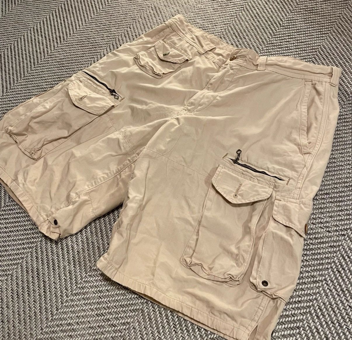 Ralph Lauren Ralph Lauren Light Khaki Cargo Shorts K24 Size US 32 / EU 48 - 3 Thumbnail