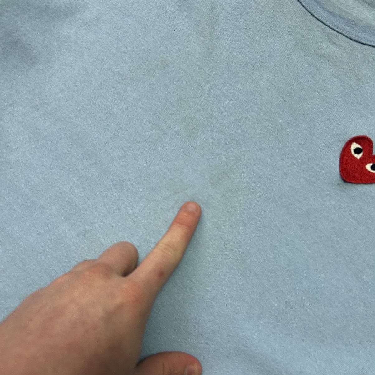 Comme des Garcons PLAY Luxury Play Comme Des Garcons Small logo basic y2k tee Size US XL / EU 56 / 4 - 7 Thumbnail