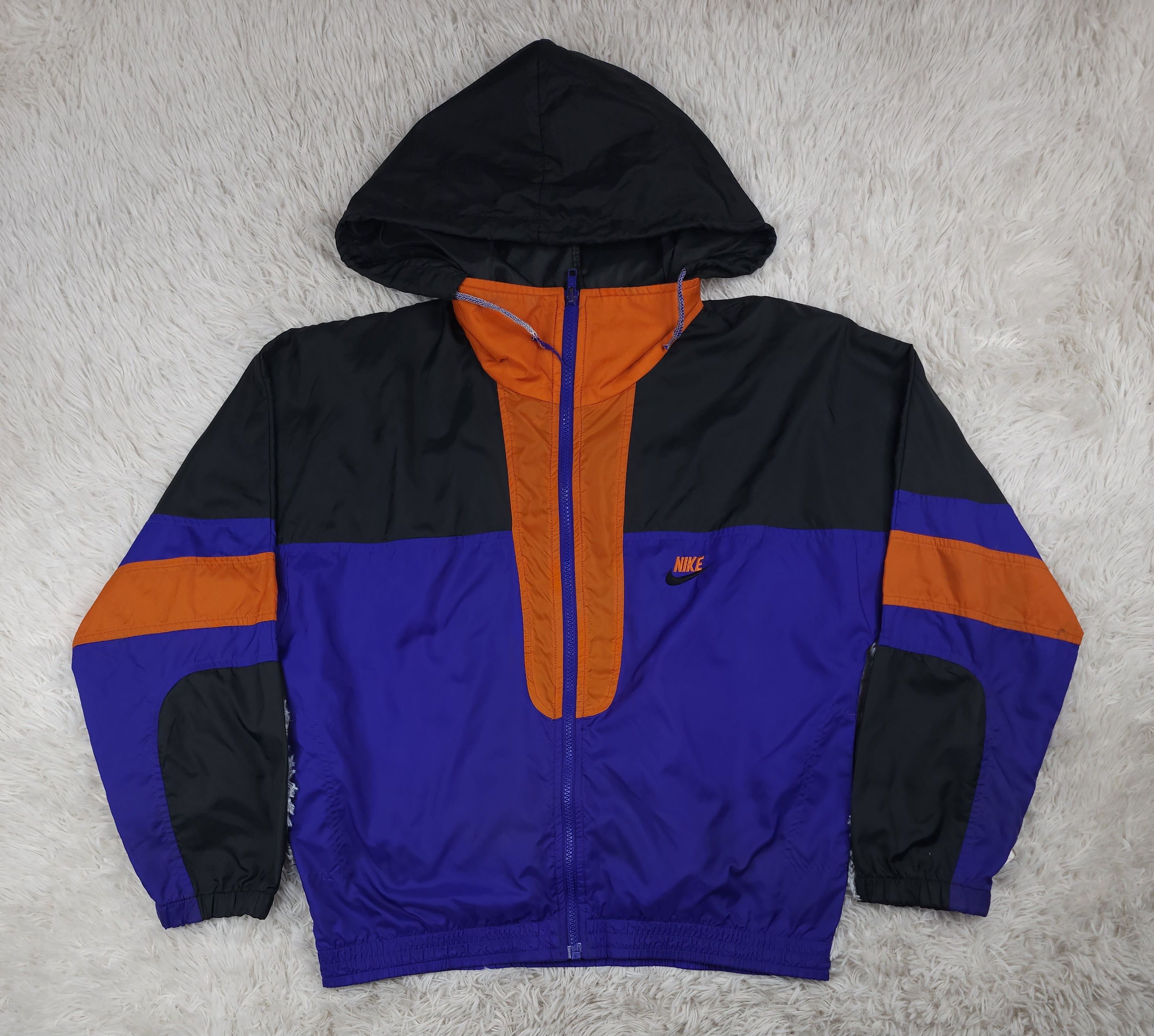 Nike Vintage Nike woman's windbreaker jacket Size L / US 10 / IT 46 - 1 Thumbnail