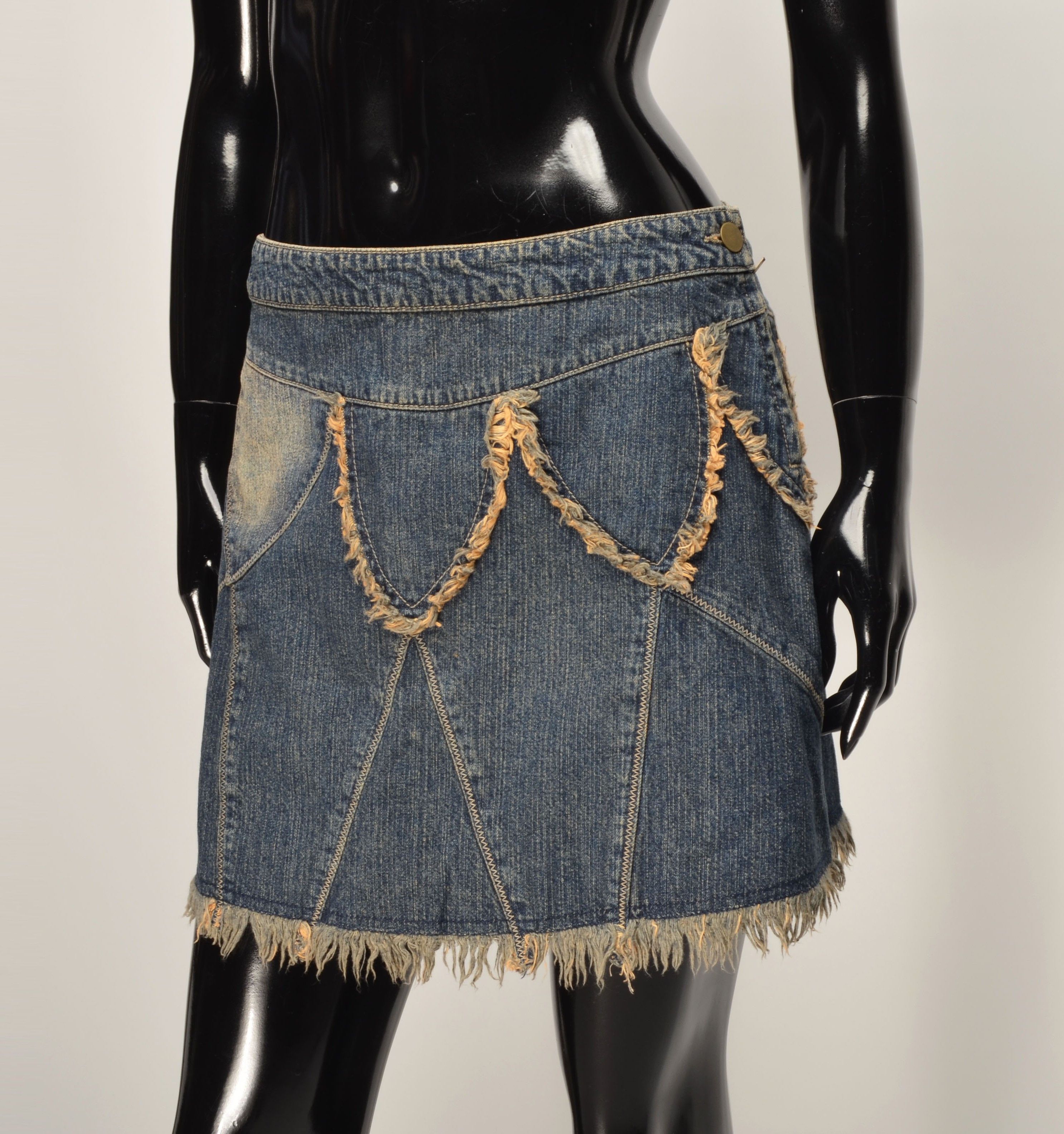 Vintage Vintage Per Una Y2K Grunge Denim Mini Skirt Size 28" / US 6 / IT 42 - 9 Thumbnail