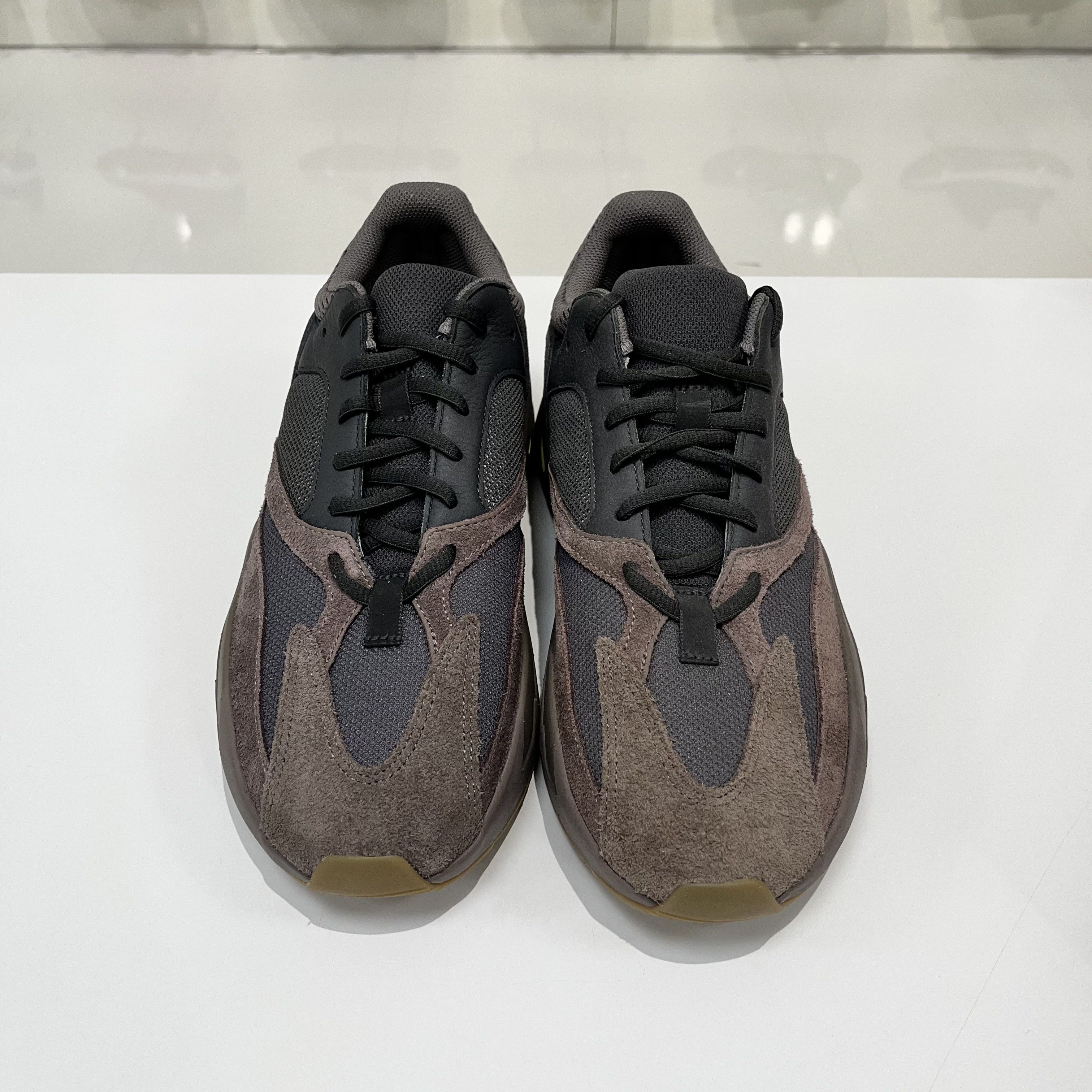 Adidas Adidas Yeezy Boost 700 Mauve Size US 11 / EU 44 - 10 Thumbnail