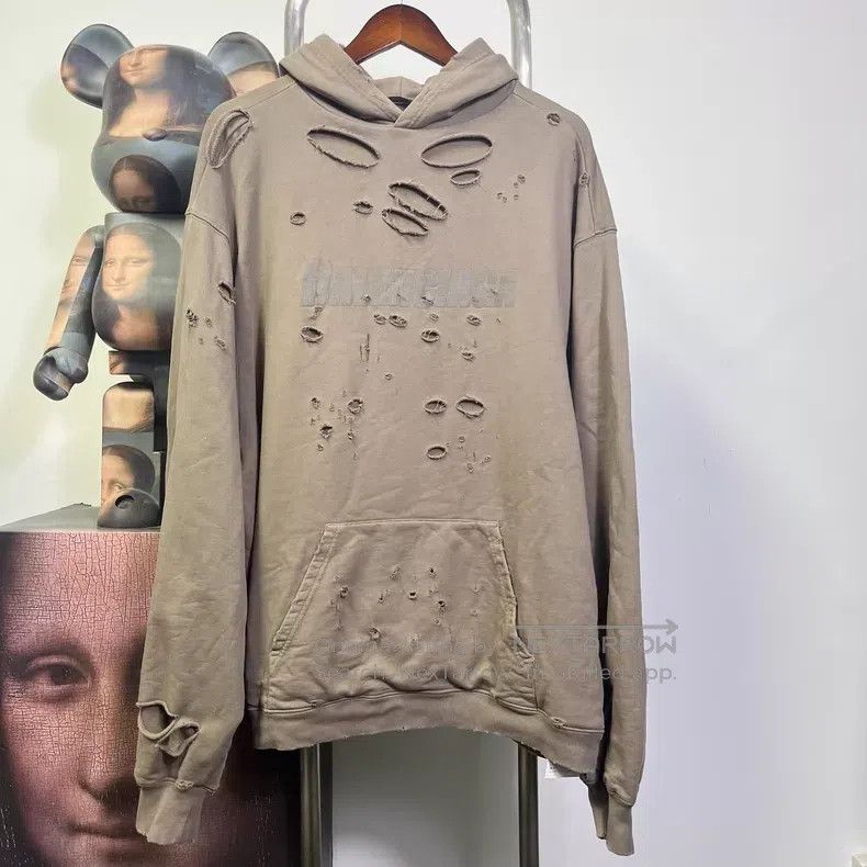 Balenciaga Balenciaga Destroyed hoodie Size US XXS / EU 40 - 1 Thumbnail