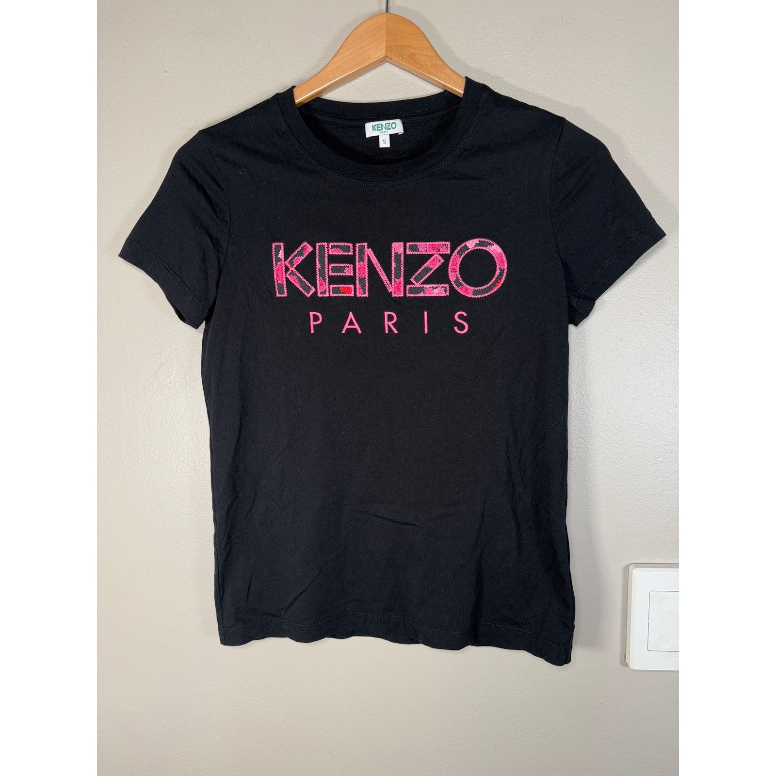 Kenzo NWOT Kenzo Pink Logo Tshirt size S $140 Size S / US 4 / IT 40 - 2 Thumbnail