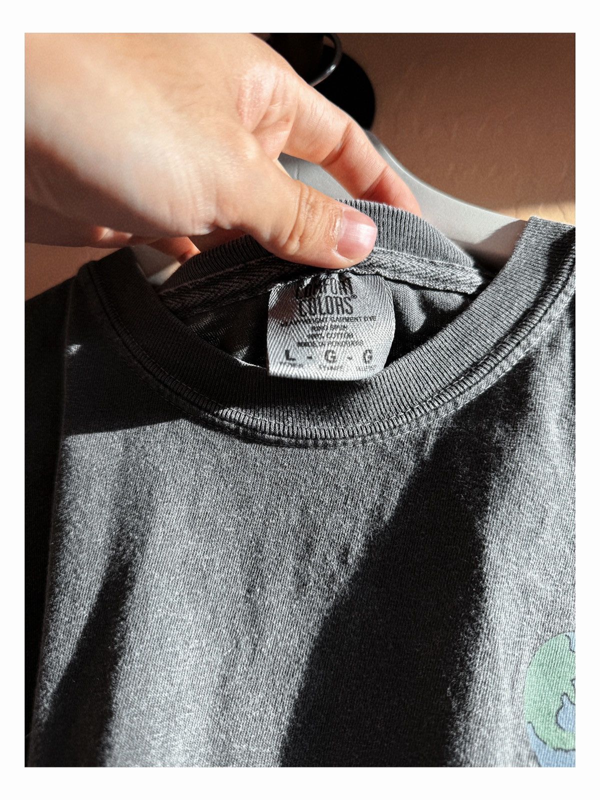 Comfort Colors Comfort Colors “Be Kind to Our Earth” Graphic Tee – Size L Size L / US 10 / IT 46 - 5 Thumbnail