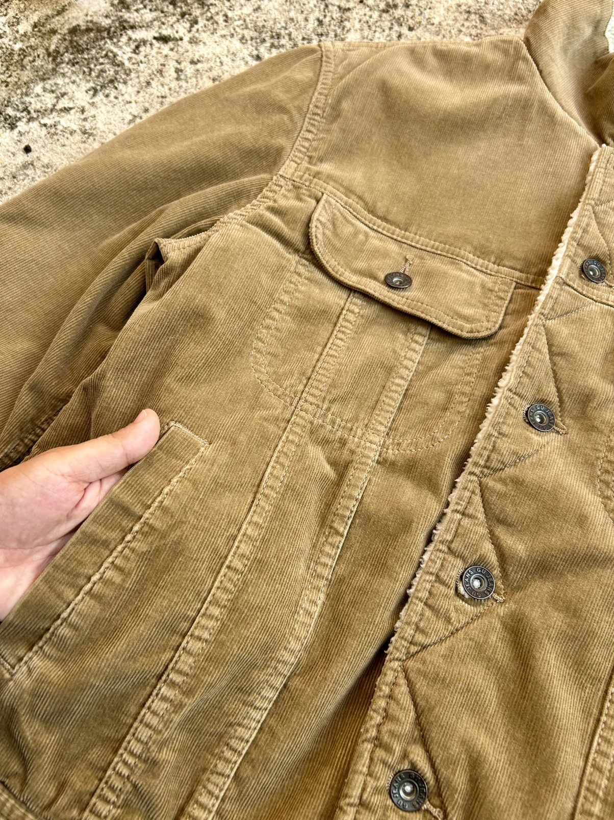 GU Vintage 1990s GU Corduroy Sherpa-Lined Trucker Jacket. Size US M / EU 48-50 / 2 - 6 Thumbnail
