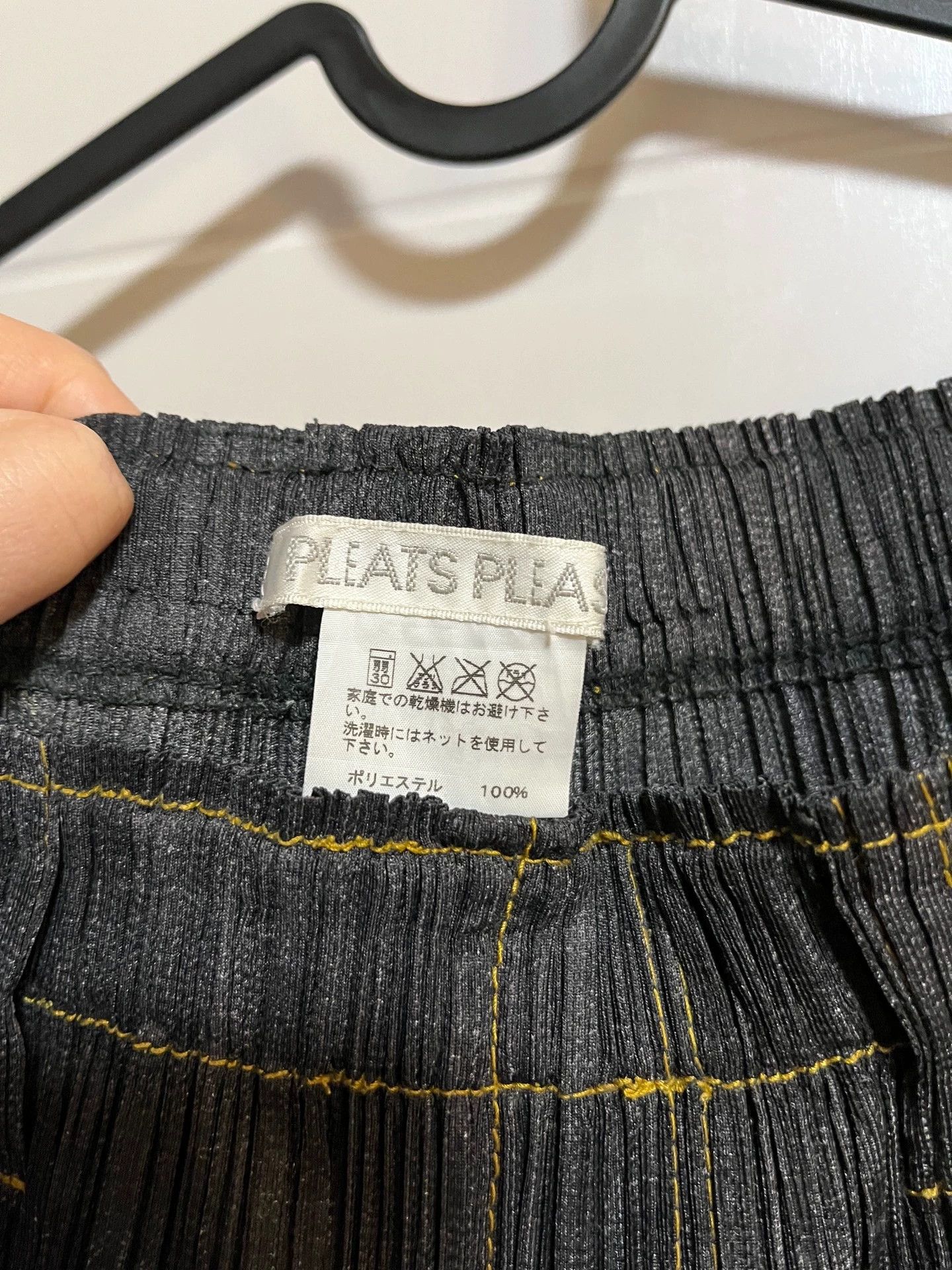 Issey Miyake Issey Miyake PP Denim Snow Yellow Pleated Cropped 0 Size 25" / US 0 / IT 36 - 3 Thumbnail
