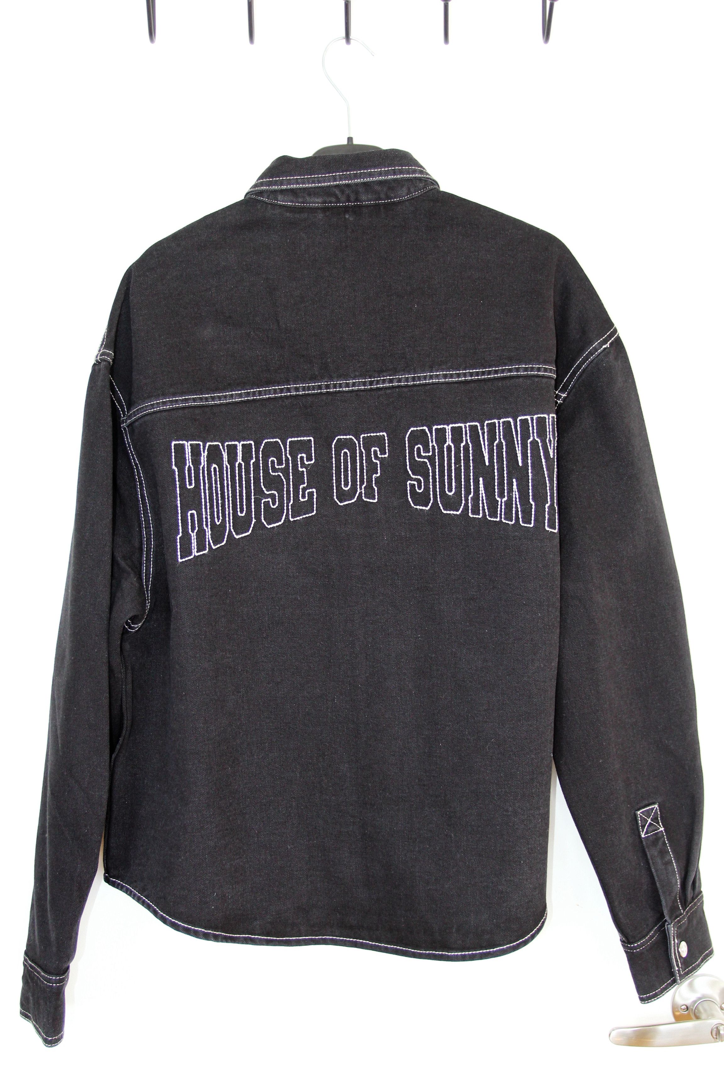 House of Sunny BNWT AW24 HOUSE OF SUNNY BLACK DENIM LOGO OVERSHIRT L Size US L / EU 52-54 / 3 - 3 Thumbnail