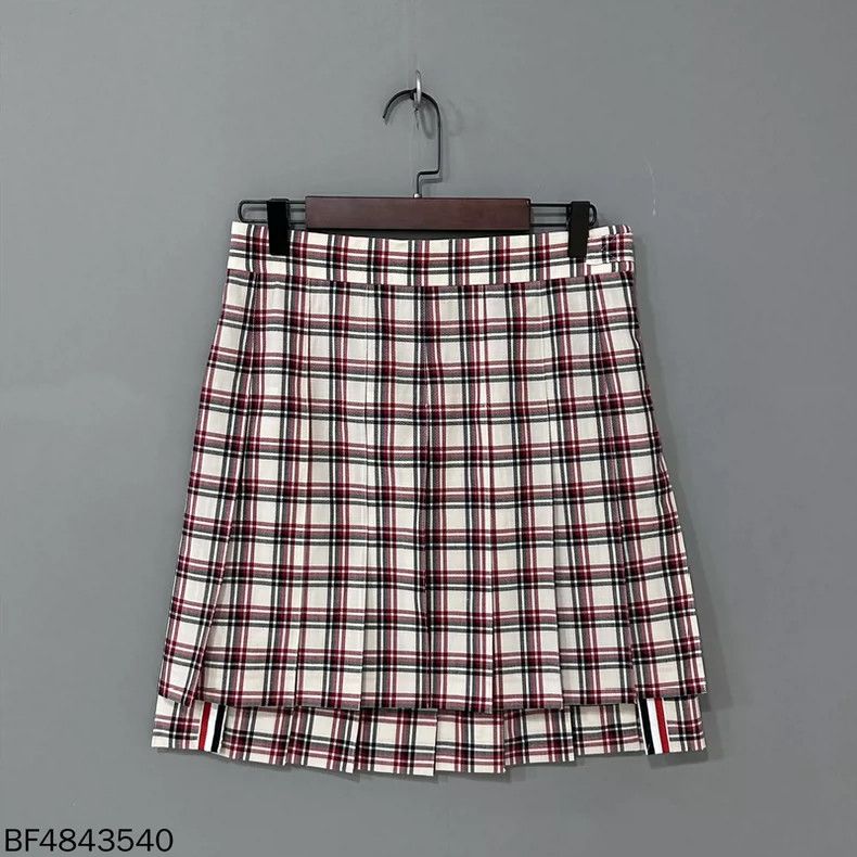Thom Browne Thom Browne Plaid pleated skirt Size 26" / US 2 / IT 38 - 1 Thumbnail