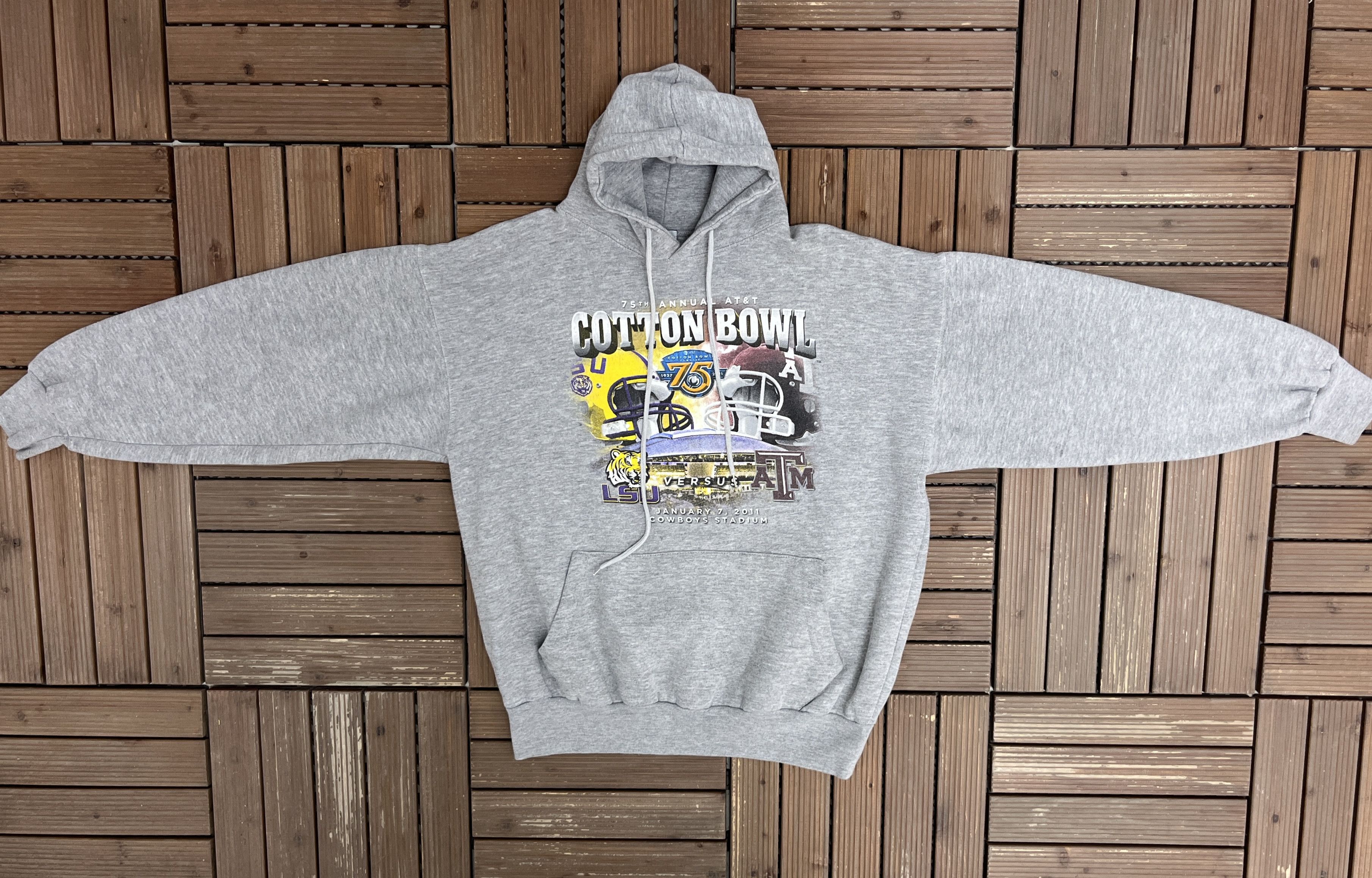 Vintage LSU Tigers vs. Texas A&M Aggies Cotton Bowl Vintage Hoodie Size US L / EU 52-54 / 3 - 5 Thumbnail