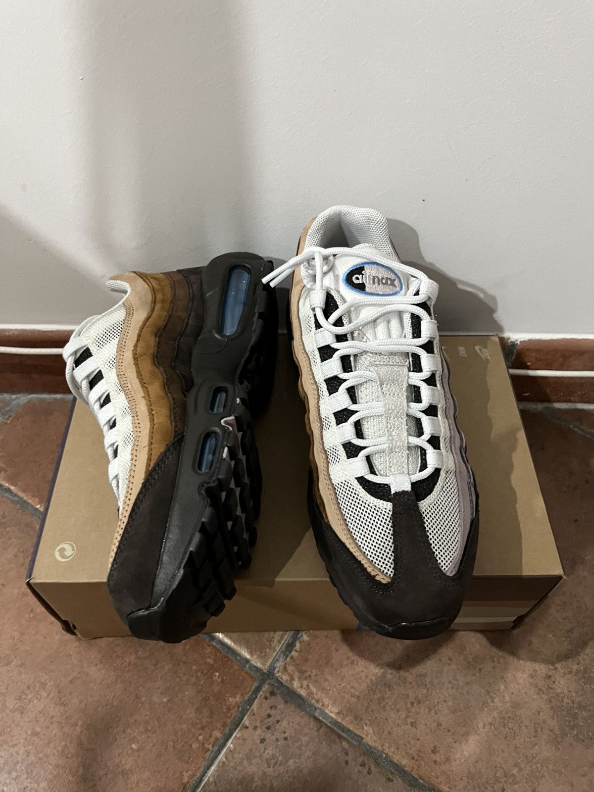 Nike Nike air max 95 dissotterata Size US 7 / EU 40 - 1 Thumbnail