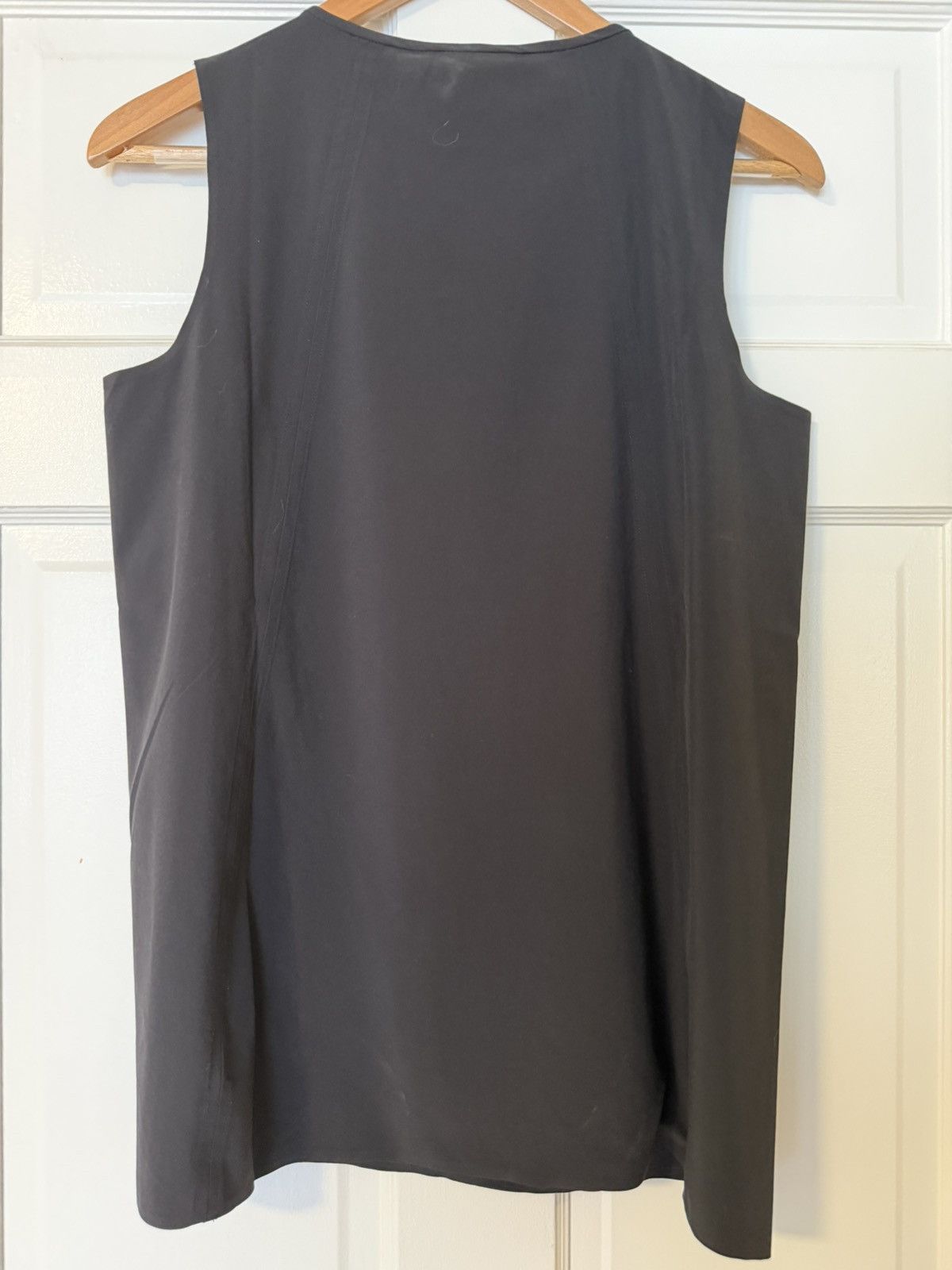 Athleta Athleta Zephyr Tank in Black Sleeveless Size S / US 4 / IT 40 - 4 Thumbnail