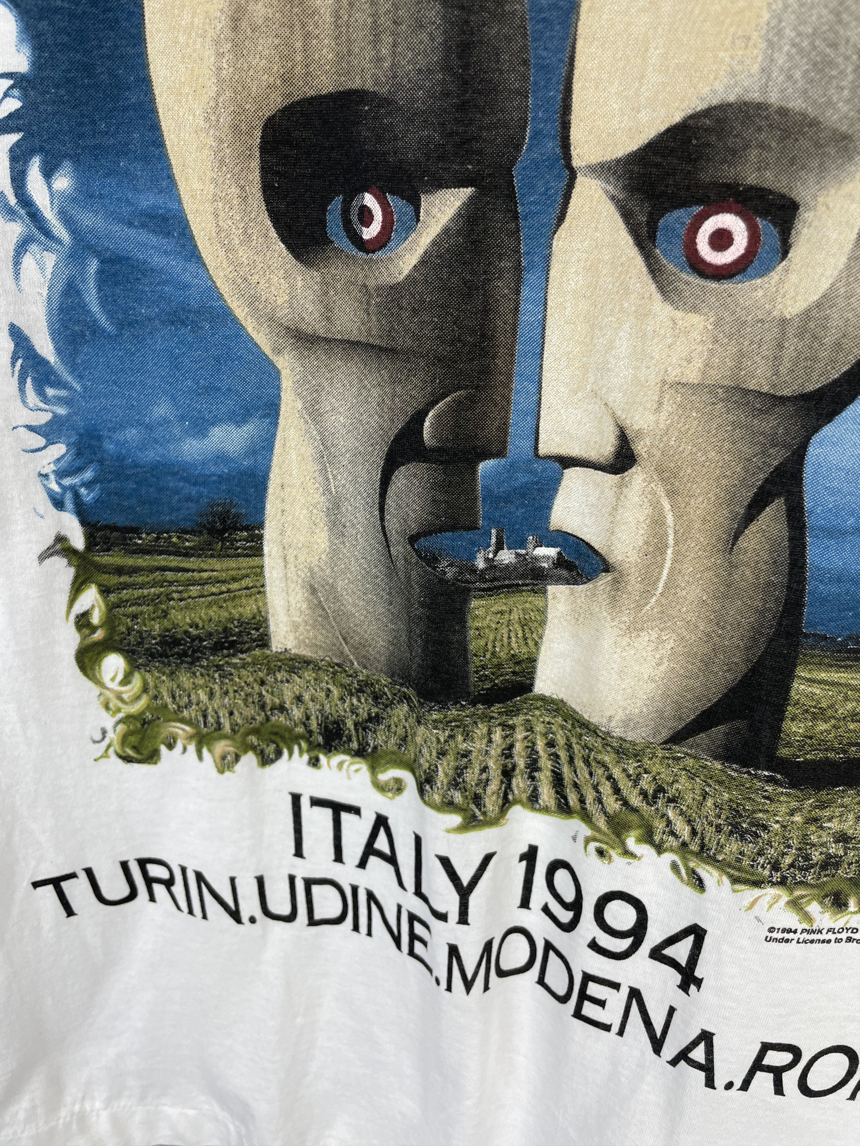 Pink Floyd Vintage Pink Floyd 1994 division bell shirt single stitched Size US XL / EU 56 / 4 - 5 Thumbnail