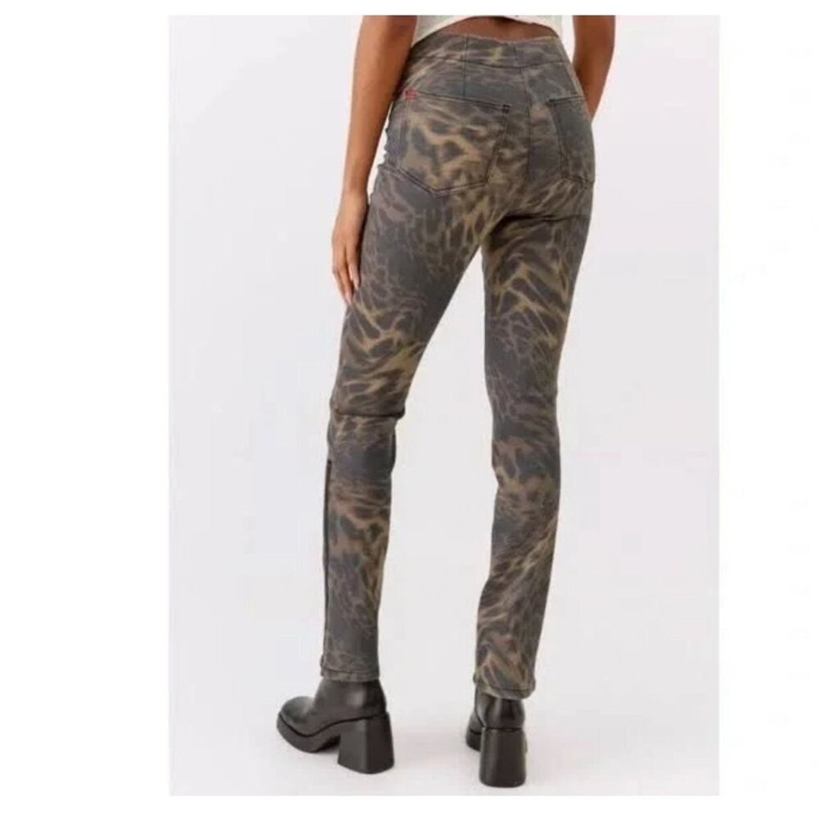 Urban Outfitters NWT Urban Outfitters BDG Ankle Zip High Rise Skinny Jean Size 25" / US 0 / IT 36 - 4 Thumbnail