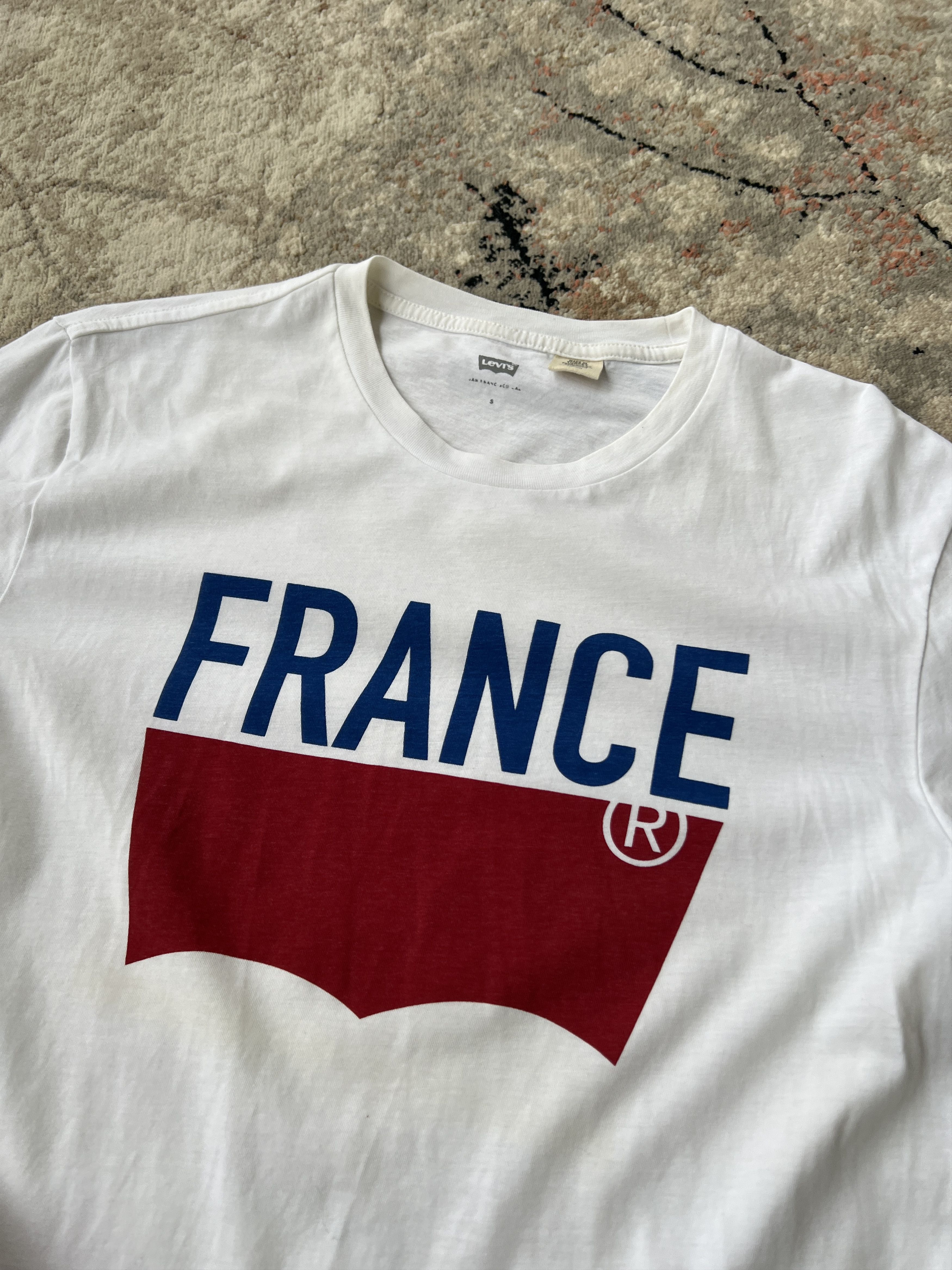 Levi's Levis France Tee Size US S / EU 44-46 / 1 - 3 Thumbnail