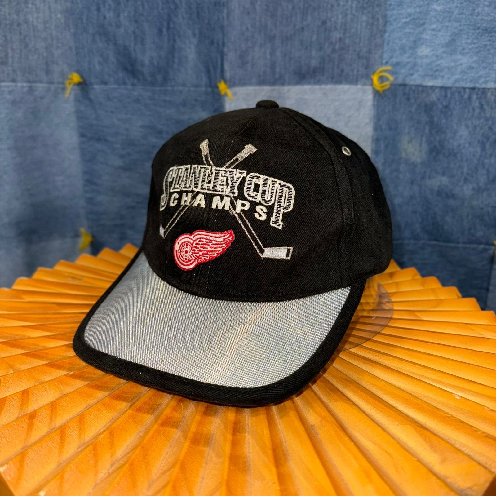 Starter OSFA - Vintage Y2K Stanley Cup champions 1990s red wings hat Size ONE SIZE - 2 Thumbnail