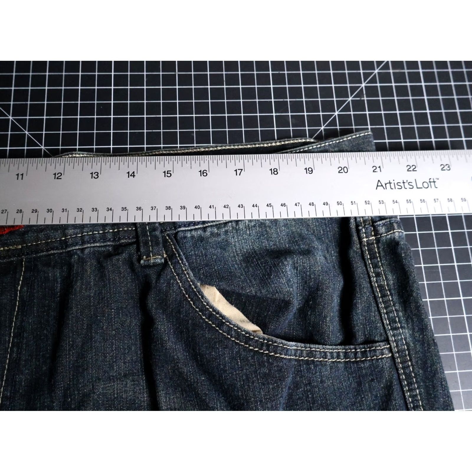 Enyce VINTAGE enyce Jeans Mens 42 x 32 Blue Denim Zip Pocket Baggy Fit VTG Y2K Jeans Mens 42 Blue Denim Zip Pocket Baggy Fit 90s Hip Hop Retro Mens Jeans Size US 42 / EU 58 - 5 Thumbnail