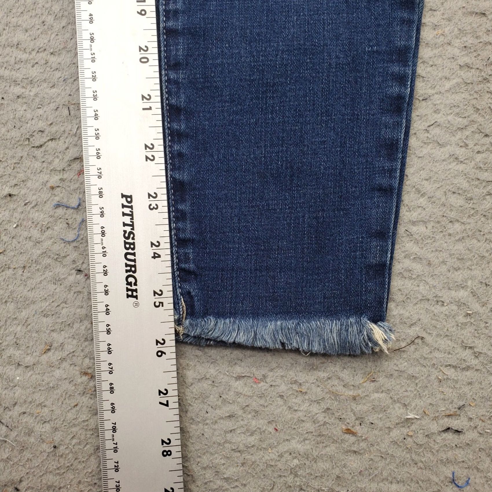 Lucky Brand Lucky Brand Ava Skinny Jeans Womens Size 6 Navy Denim Whiskered Frayed Hem 26 Inseam Regular 29 Waist Pockets Stretch Denim Size 28" / US 6 / IT 42 - 4 Thumbnail