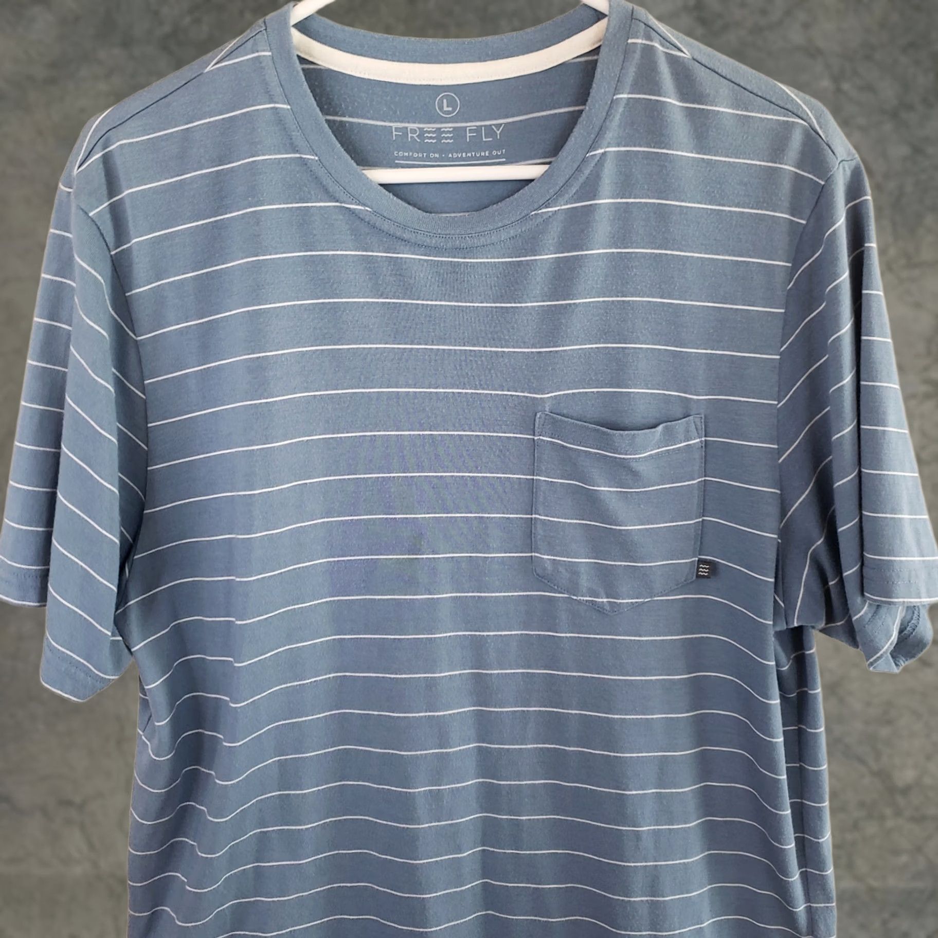Vintage Free Fly Men's T-Shirt Crew Neck Pocket Striped Blue/White L Jersey Summer/Spring/Fall Size US L / EU 52-54 / 3 - 1 Thumbnail
