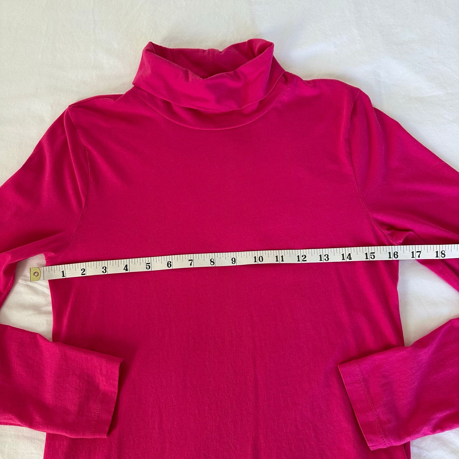 J.Crew J.Crew Pink Fuchsia Turtleneck Tissue Sweater SIze M Size M / US 6-8 / IT 42-44 - 5 Thumbnail