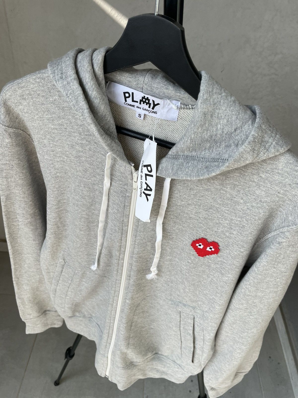 Comme des Garcons × Comme des Garcons Homme Plus × Comme des Garcons PLAY Collaboration COMME DES GARÇONS PLAY x Invader Pixel Heart Size US S / EU 44-46 / 1 - 3 Thumbnail