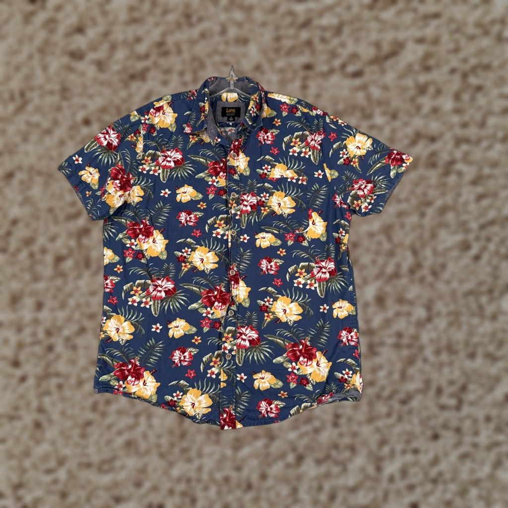 Lee Lee Shirt Men M Blue Floral Hibiscus Button-Up 100% Cotton Hawaiian Aloha Beach Vacation Resort Mens Size US M / EU 48-50 / 2 - 1 Thumbnail
