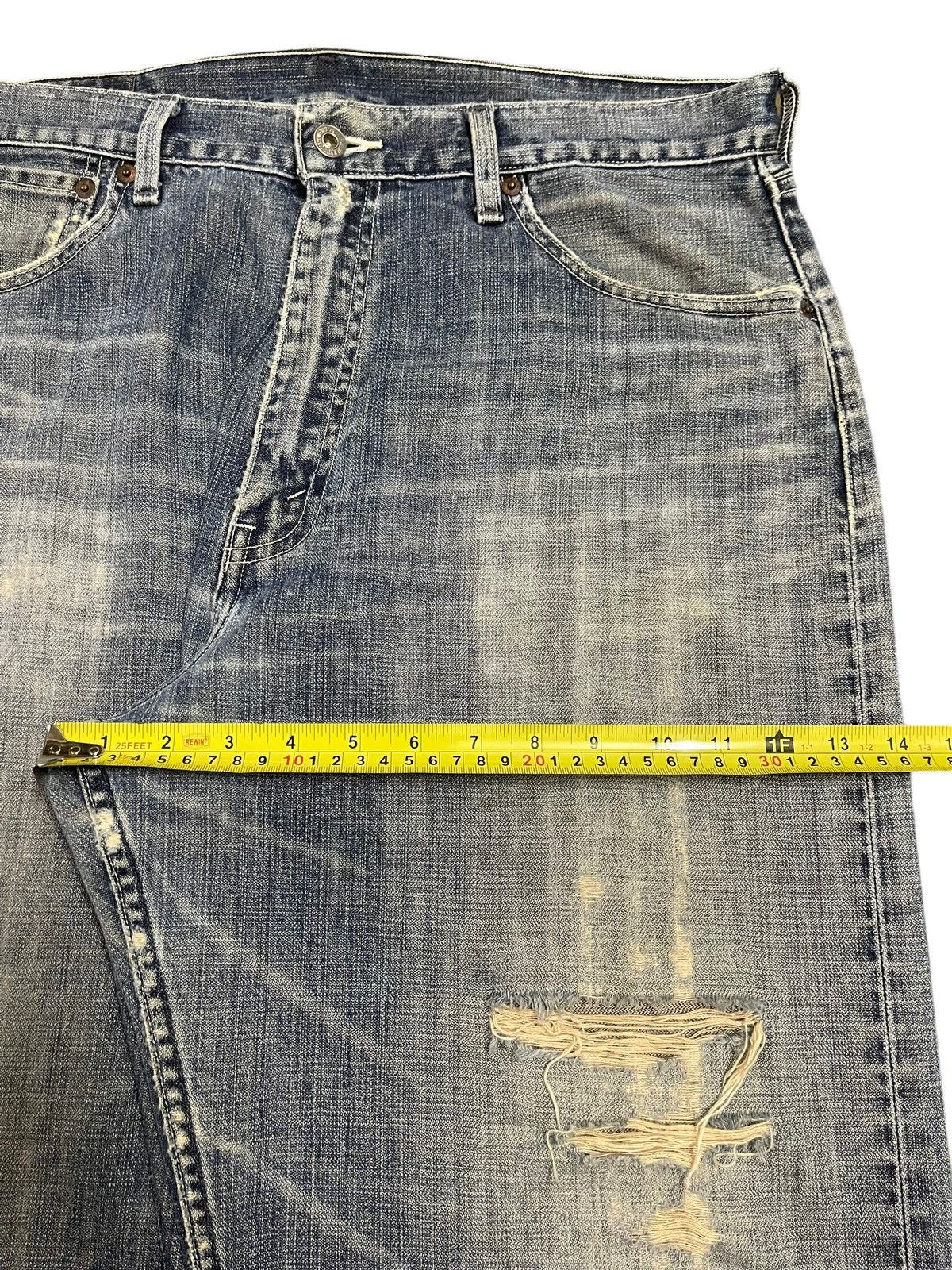 Levi's Vintage 90s Levis 504 Blue Wash Distressed Loose Jeans Size US 35 - 15 Thumbnail