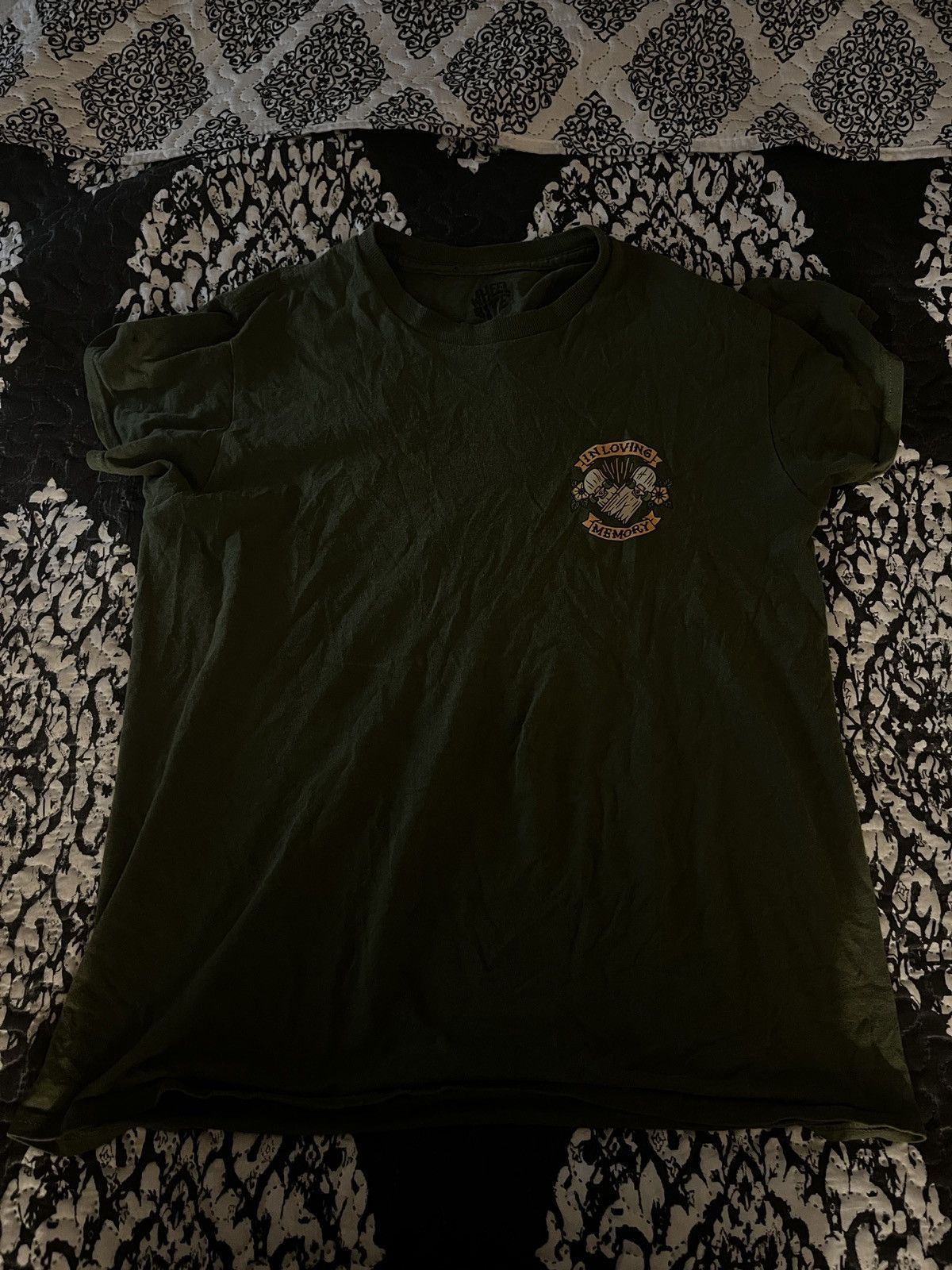 Other Wheel Bite 'In Loving Memory' Skateboard Tee Small Size US S / EU 44-46 / 1 - 1 Thumbnail