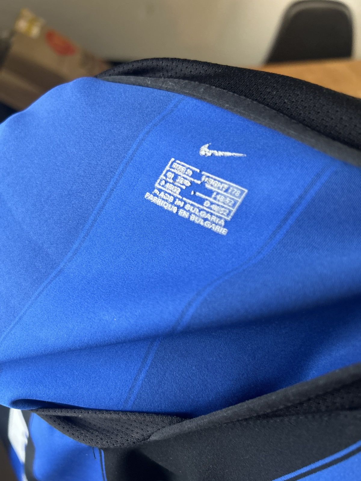 Nike Vintage Nike Inter Milan Pirelli Home Size US M / EU 48-50 / 2 - 3 Thumbnail