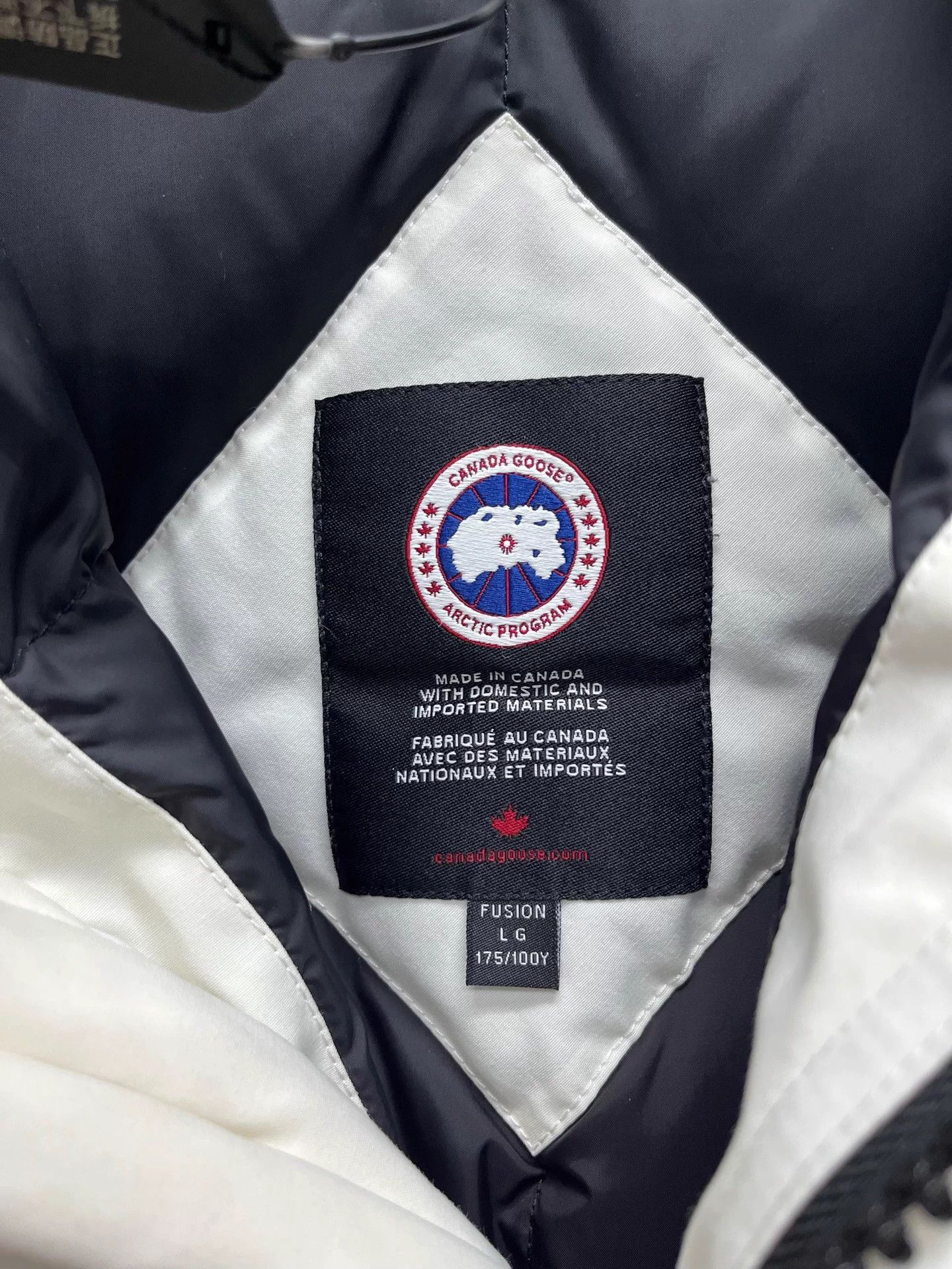 Canada Goose Canada Goose Expedition Parka L 99 New Worn Once Size US L / EU 52-54 / 3 - 4 Thumbnail