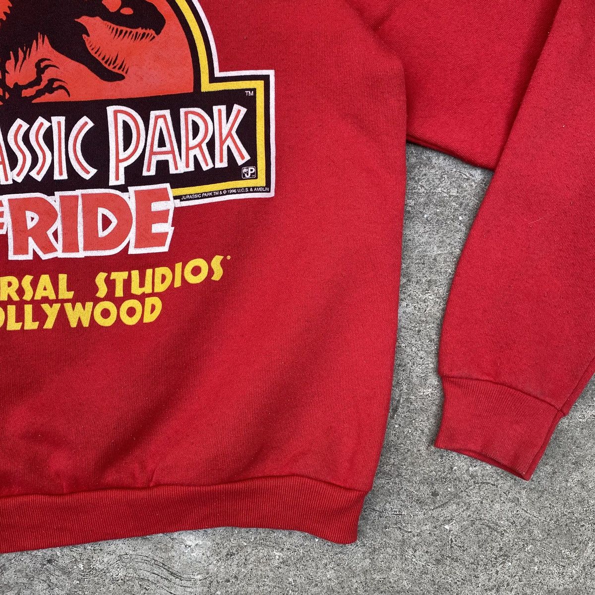 Vintage Vintage 1996 Jurassic Park The Ride Crewneck Size US M / EU 48-50 / 2 - 5 Thumbnail