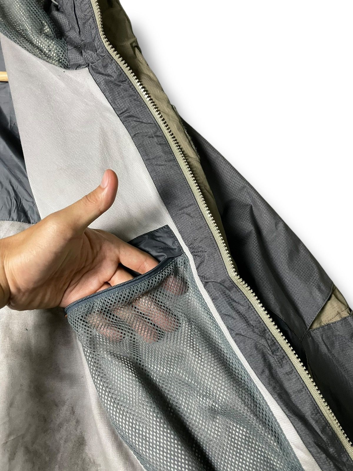 Helly Hansen × Vintage Helly Hansen Waterproof Jacket (54) Size US L / EU 52-54 / 3 - 11 Thumbnail