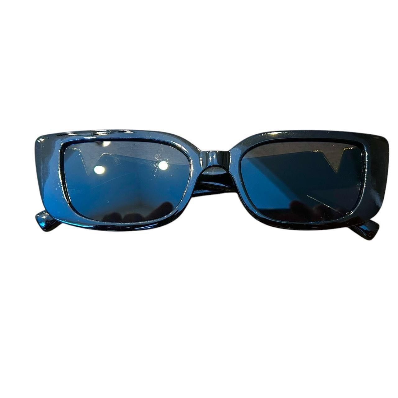 Vintage Sunglasses Size ONE SIZE - 1 Thumbnail