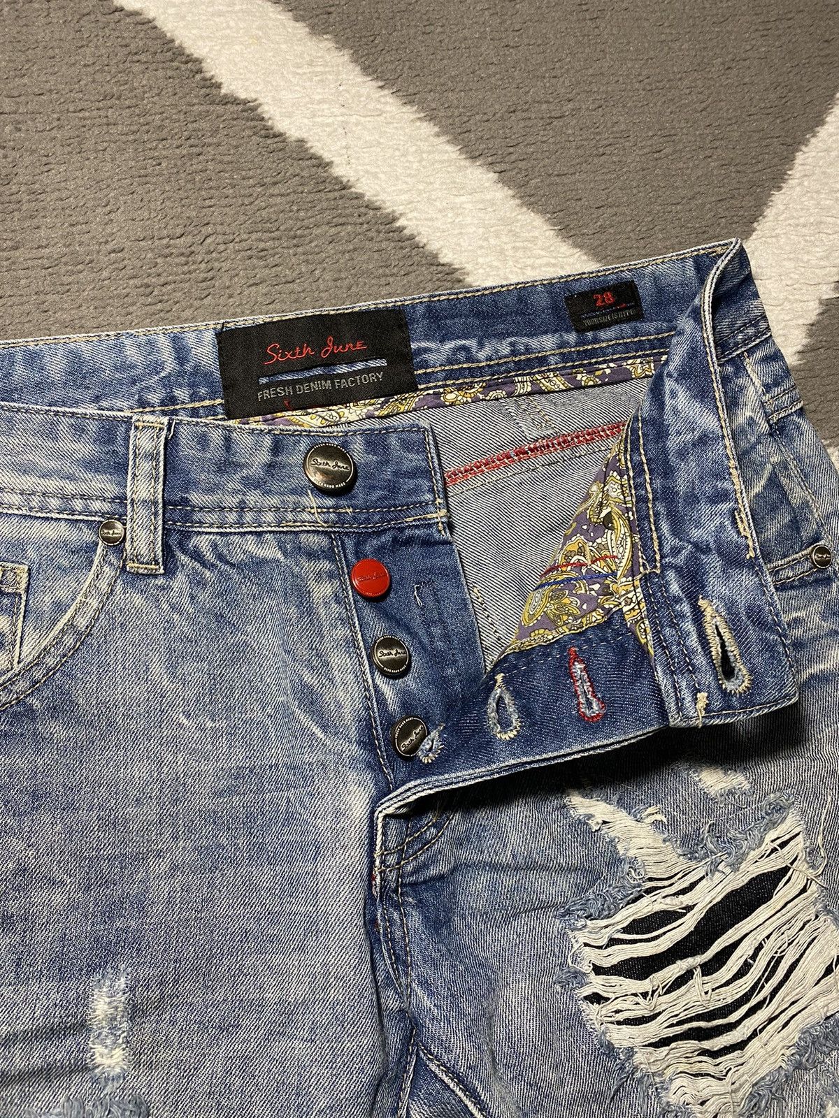 Designer × Vintage Men’s distressed Slim Fit Denim Pants Trousers Drill Size US 28 / EU 44 - 15 Thumbnail