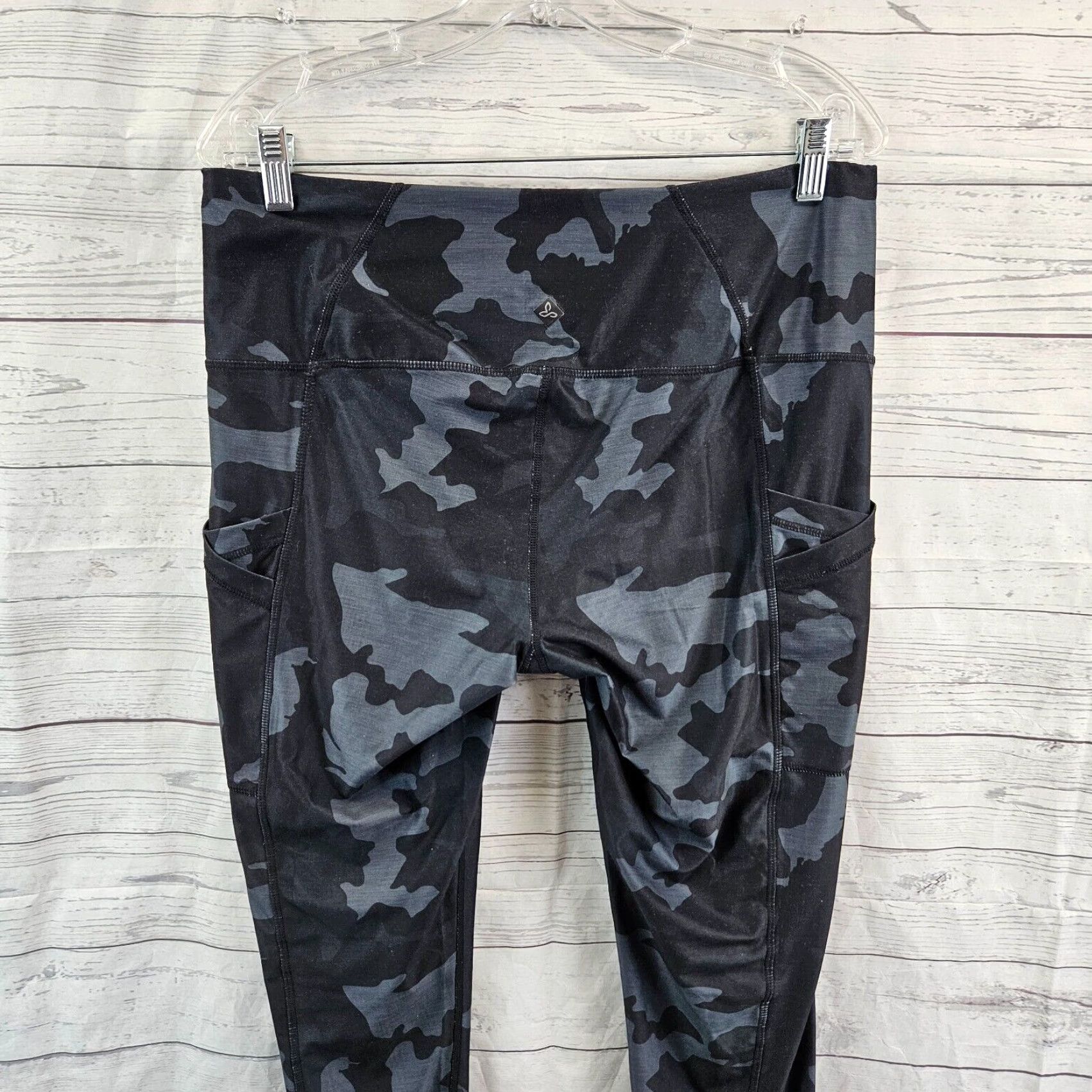 Prana VINTAGE Prana Womens Leggings 1X Black Gray Camo Pull On Pockets Size 40" / US 18 - 4 Thumbnail
