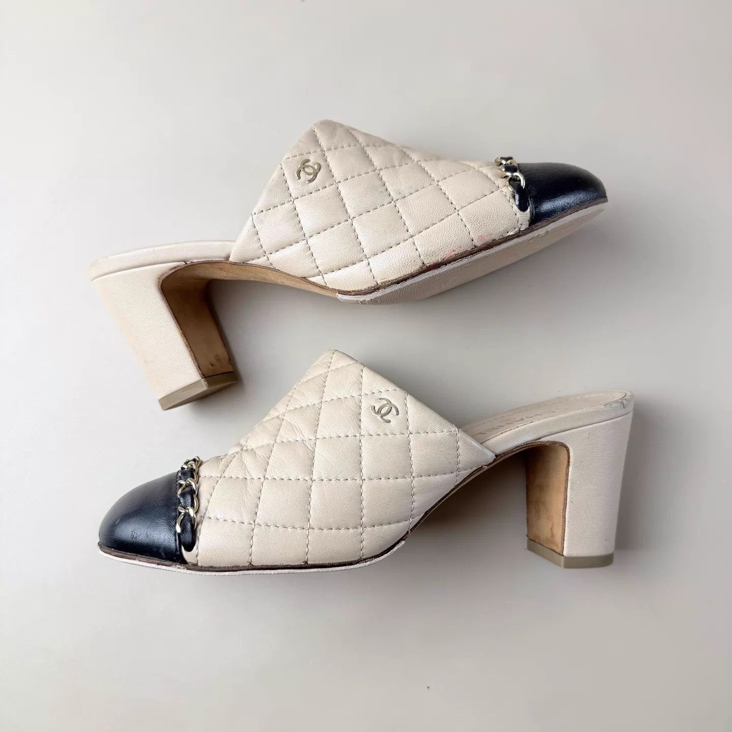 Chanel CHANEL latte chain quilted heels 36.5 EU 95 new minor wear Size US 6 / IT 36 - 5 Thumbnail