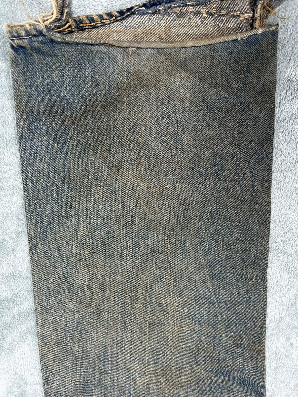 Levi's Vintage Clothing Vintage Levi’s 501 Red Line Distressed Denim Jeans S0112 Size US 34 / EU 50 - 11 Thumbnail