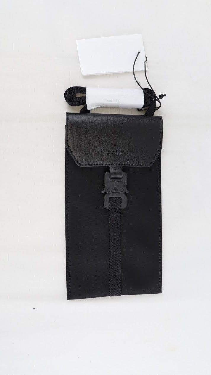 1017 ALYX 9SM o1rshd1 Size: OS / Buckle Bag in Black Size ONE SIZE - 2 Thumbnail