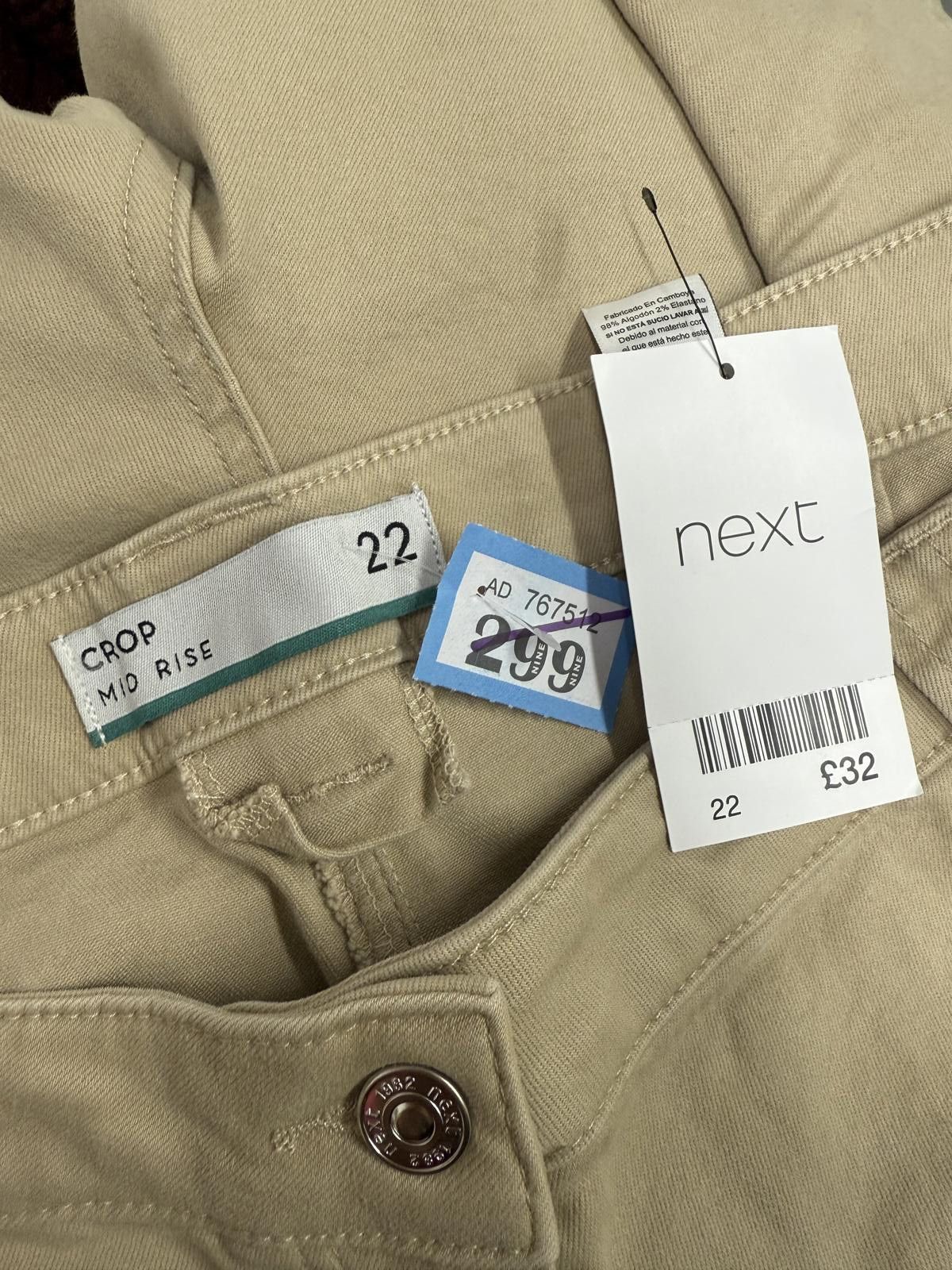 NEXT Next Crop Mid Rise Cargo Trousers Size 22 Beige Size 40" / US 18 - 2 Thumbnail