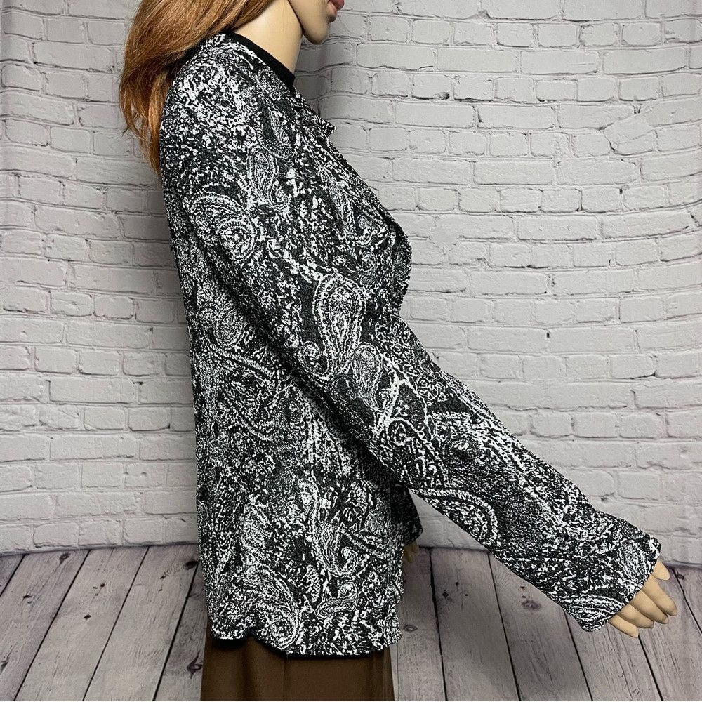 Chicos Chico's Travelers Paisley Black White Crinkle Blazer Jacket Size S / US 4 / IT 40 - 3 Thumbnail