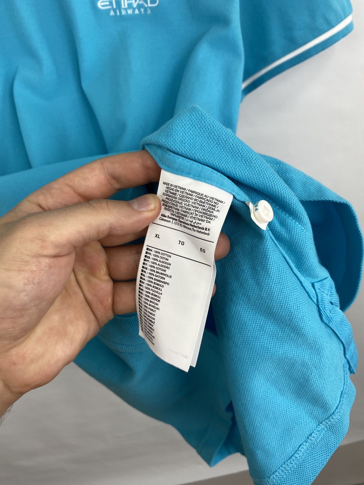 Nike 🏴󠁧󠁢󠁥󠁮󠁧󠁿 Vtg Y2K Nike Manchester City Football Soccer Polo T-Shirt Size US L / EU 52-54 / 3 - 7 Thumbnail