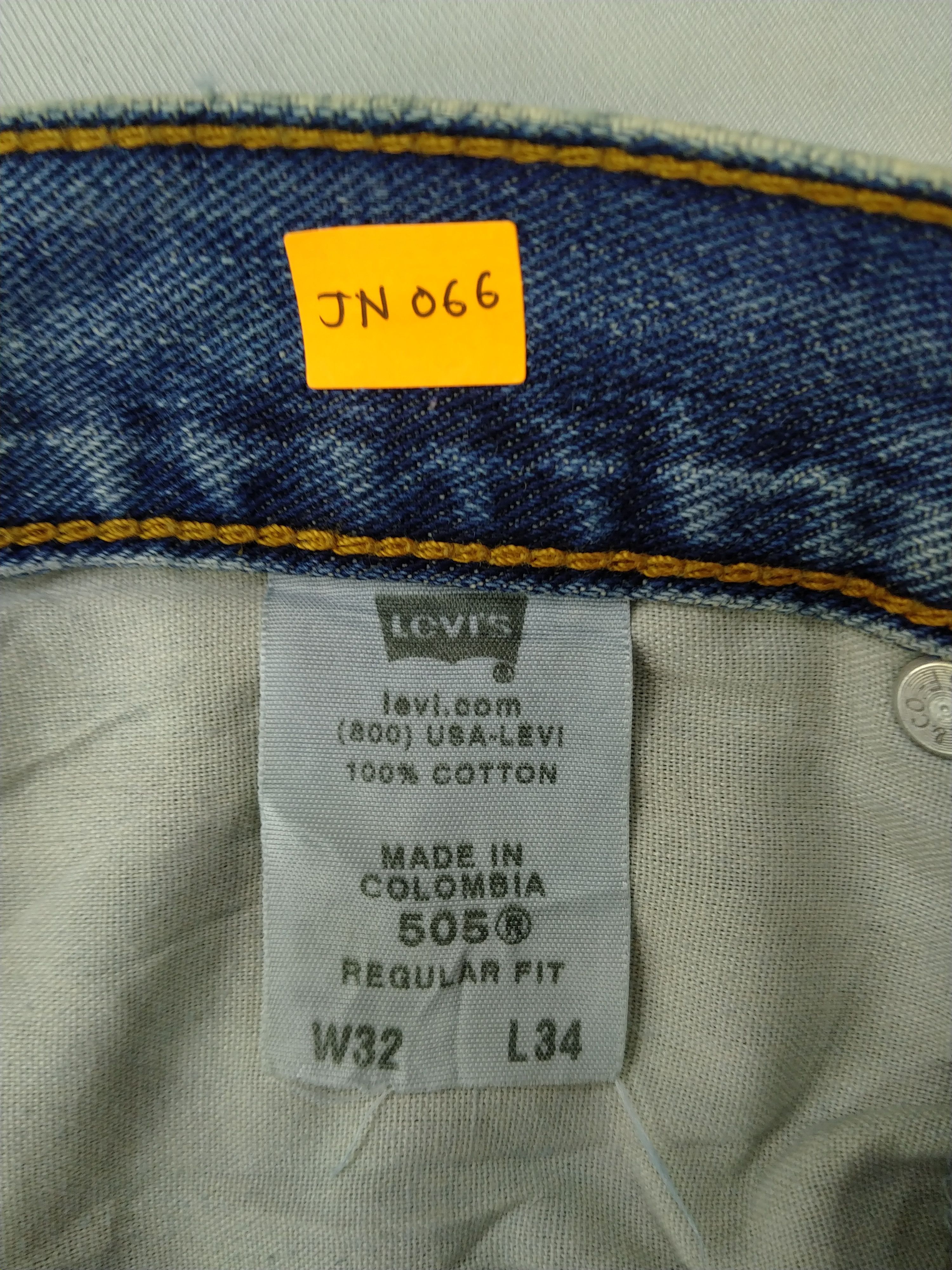 Levi's Vintage Levi's 505 Regular Fit Denim 33 x 34 -JN066 Size US 33 - 12 Thumbnail