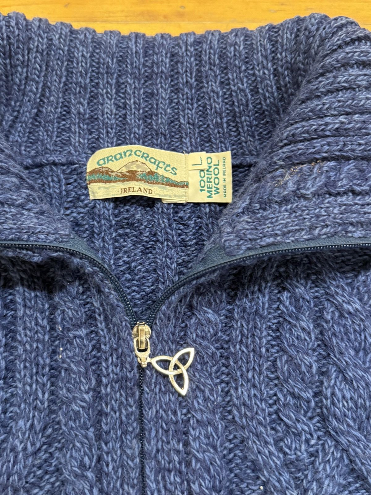Vintage Vintage arancrafts 100% merino wool blue zip up sweater Size L / US 10 / IT 46 - 2 Thumbnail